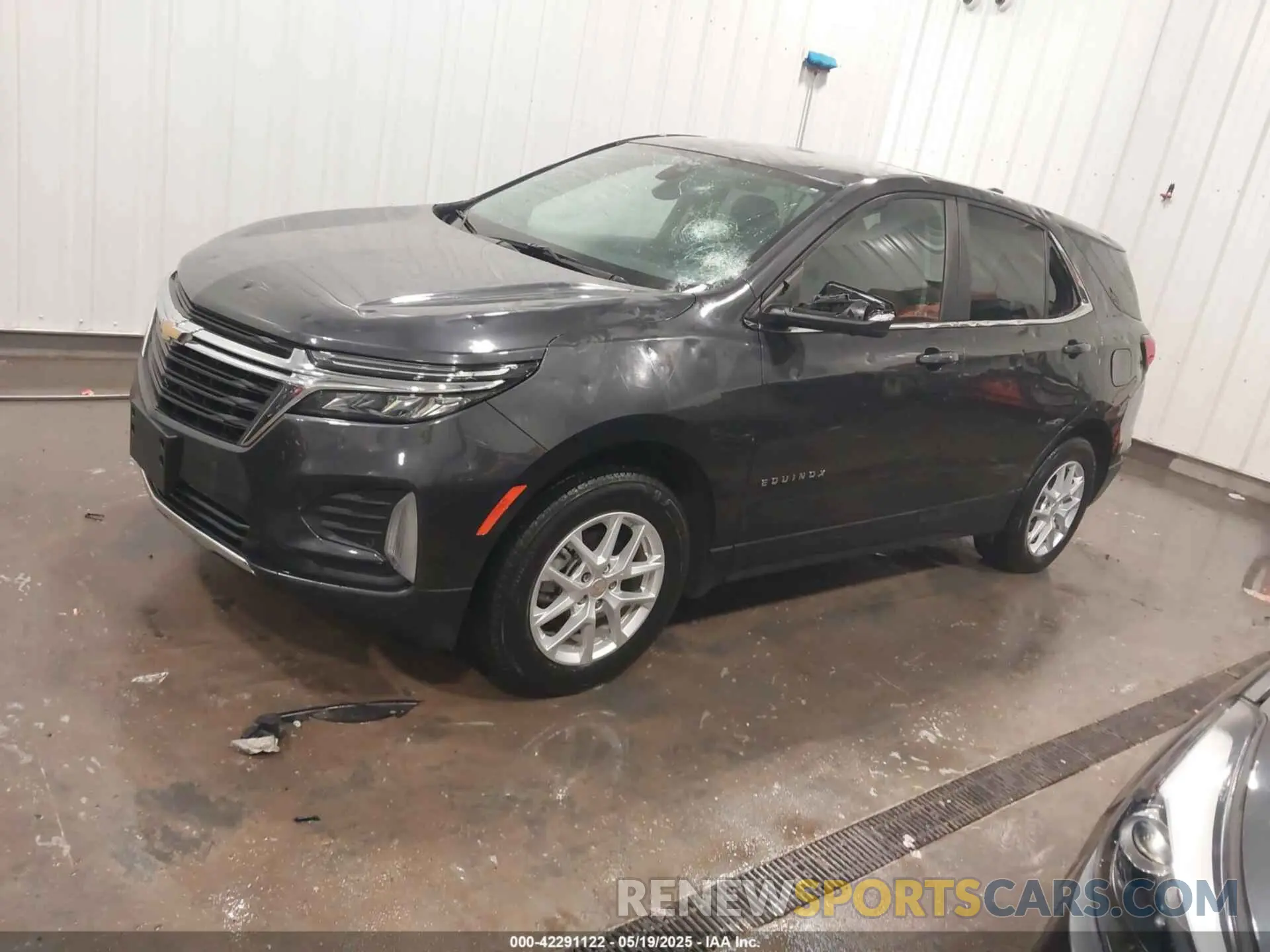 2 Photograph of a damaged car 3GNAXUEV6NS241385 CHEVROLET EQUINOX 2022