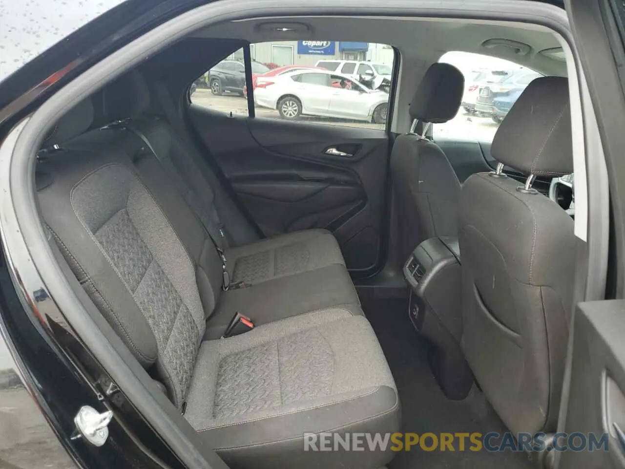 11 Photograph of a damaged car 3GNAXUEV7NL115479 CHEVROLET EQUINOX 2022