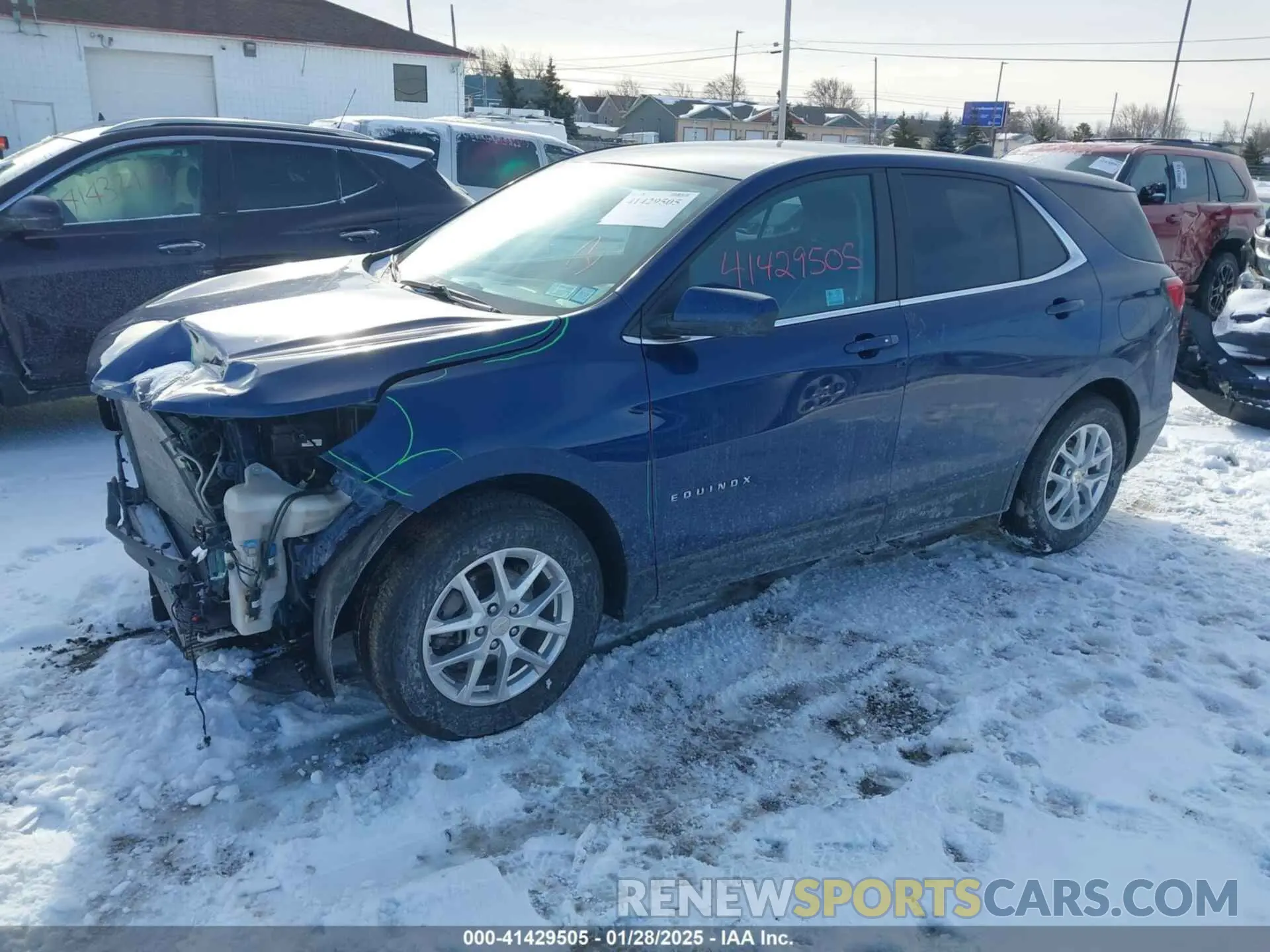 2 Photograph of a damaged car 3GNAXUEV7NL120407 CHEVROLET EQUINOX 2022