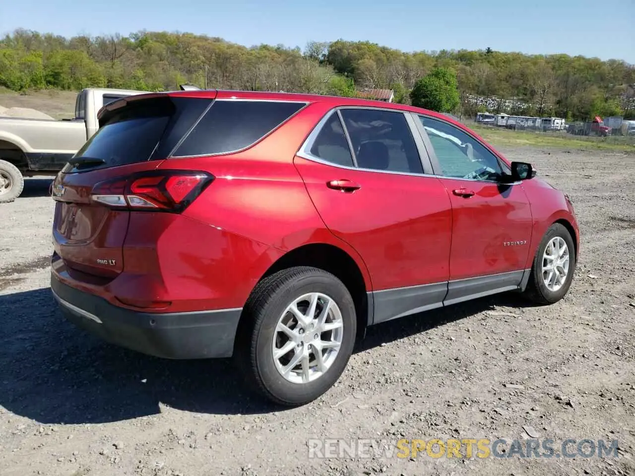 3 Photograph of a damaged car 3GNAXUEV7NL137014 CHEVROLET EQUINOX 2022