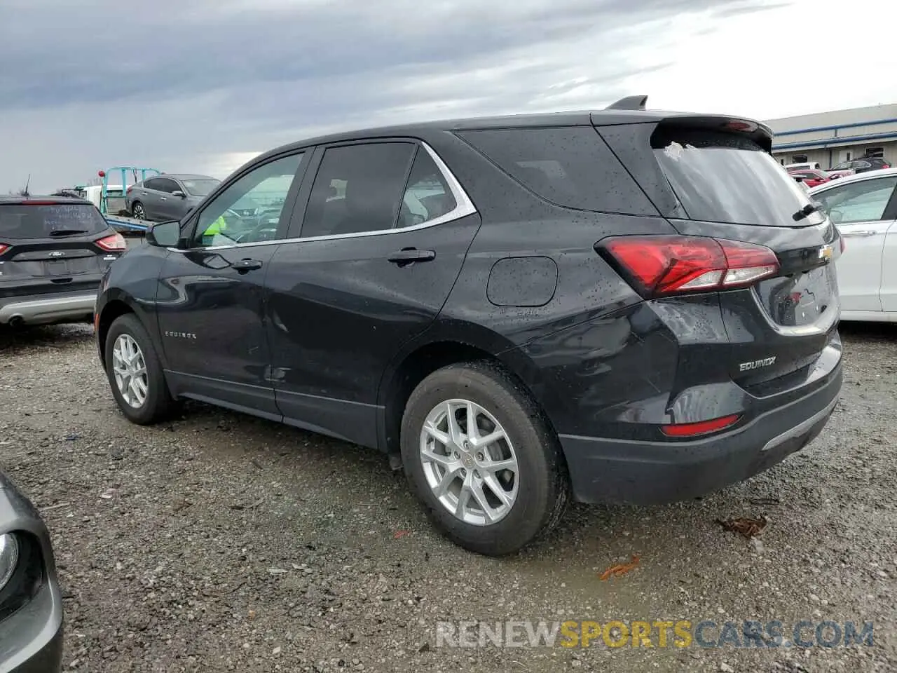 2 Photograph of a damaged car 3GNAXUEV8NL139953 CHEVROLET EQUINOX 2022