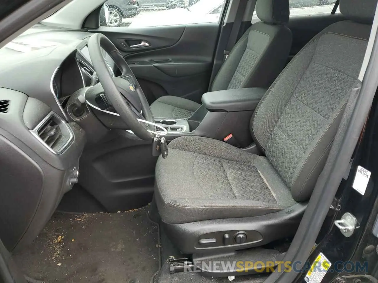 7 Photograph of a damaged car 3GNAXUEV8NL139953 CHEVROLET EQUINOX 2022