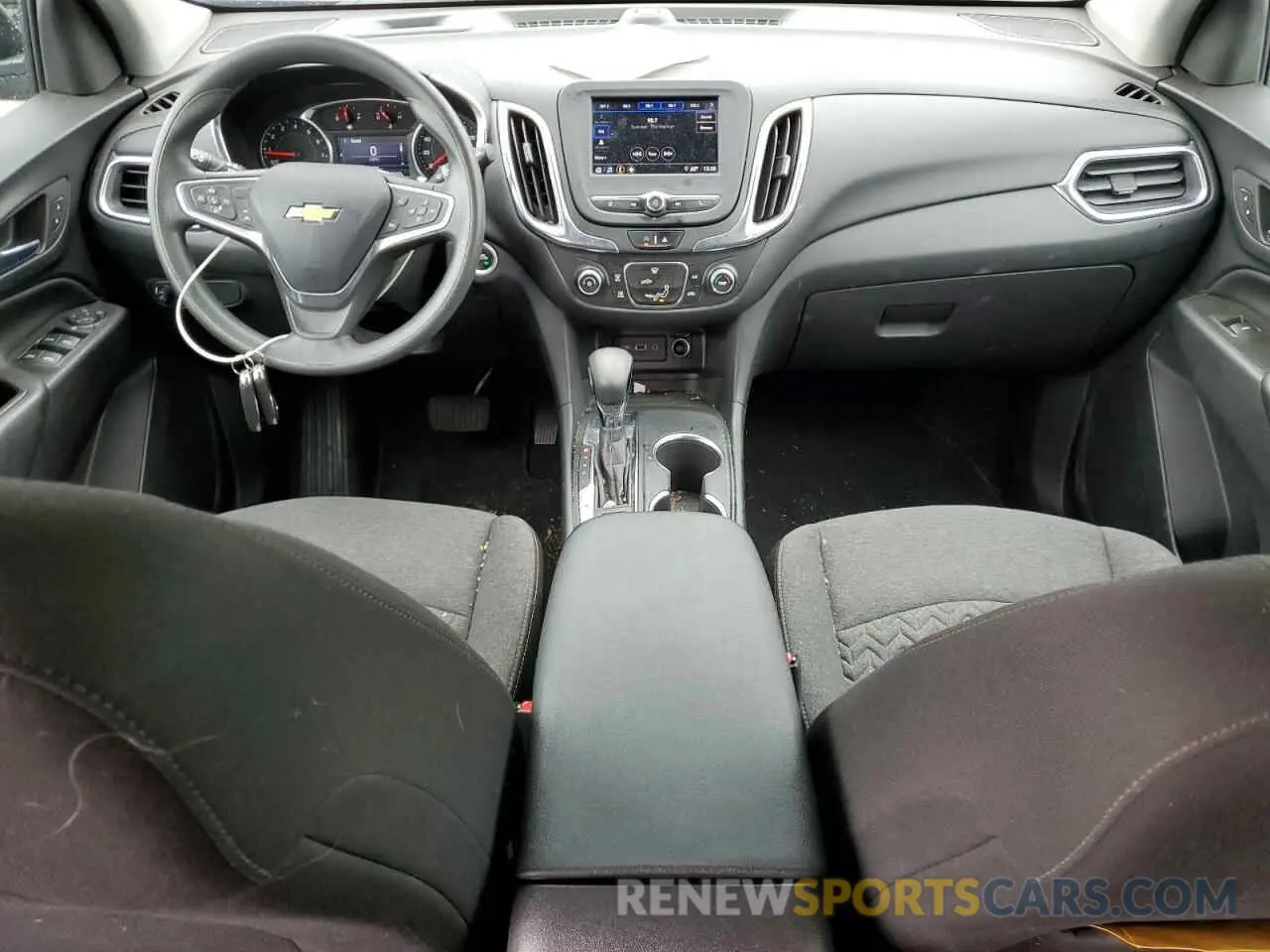 8 Photograph of a damaged car 3GNAXUEV8NL139953 CHEVROLET EQUINOX 2022