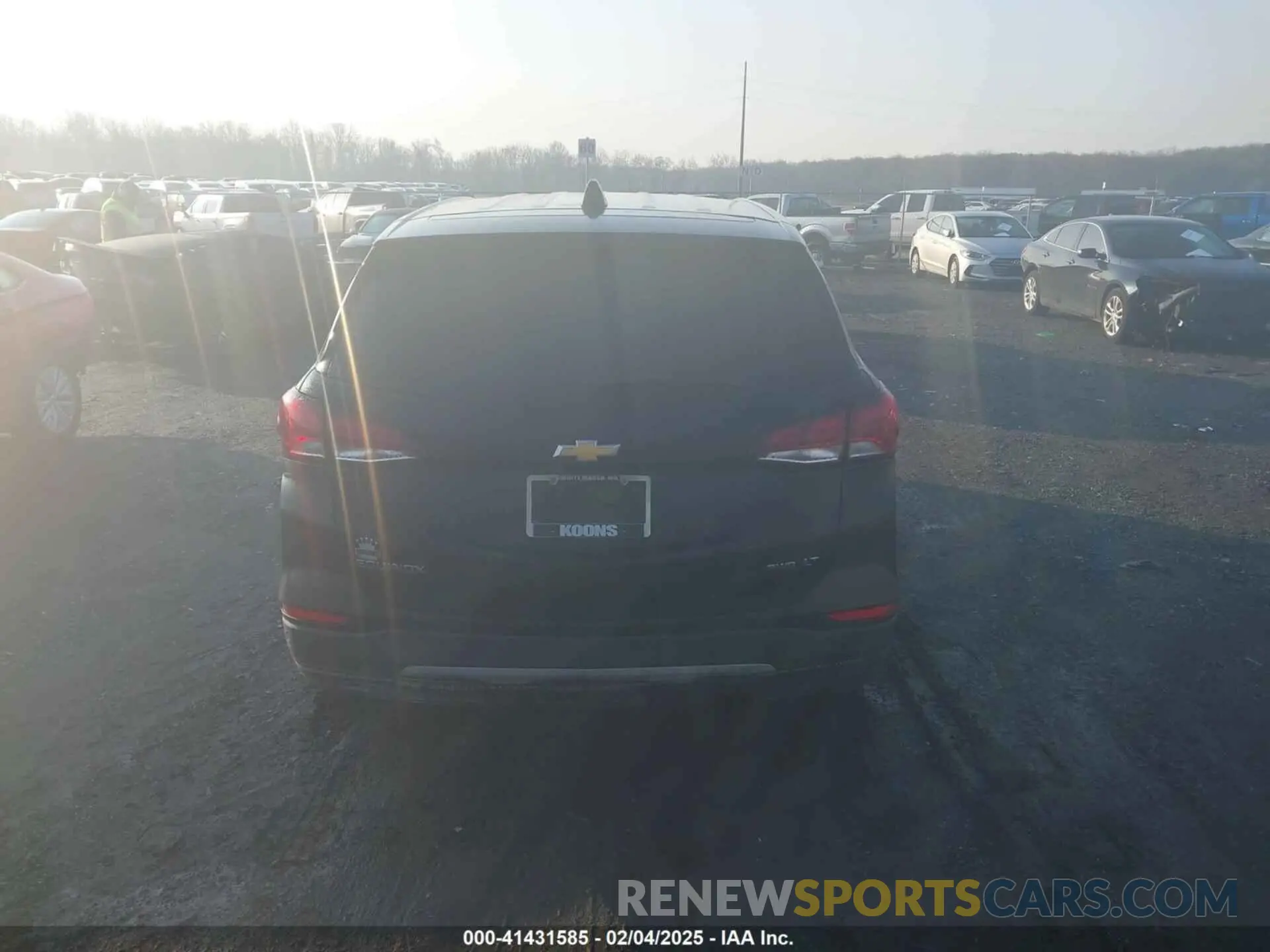 16 Photograph of a damaged car 3GNAXUEV8NL221293 CHEVROLET EQUINOX 2022