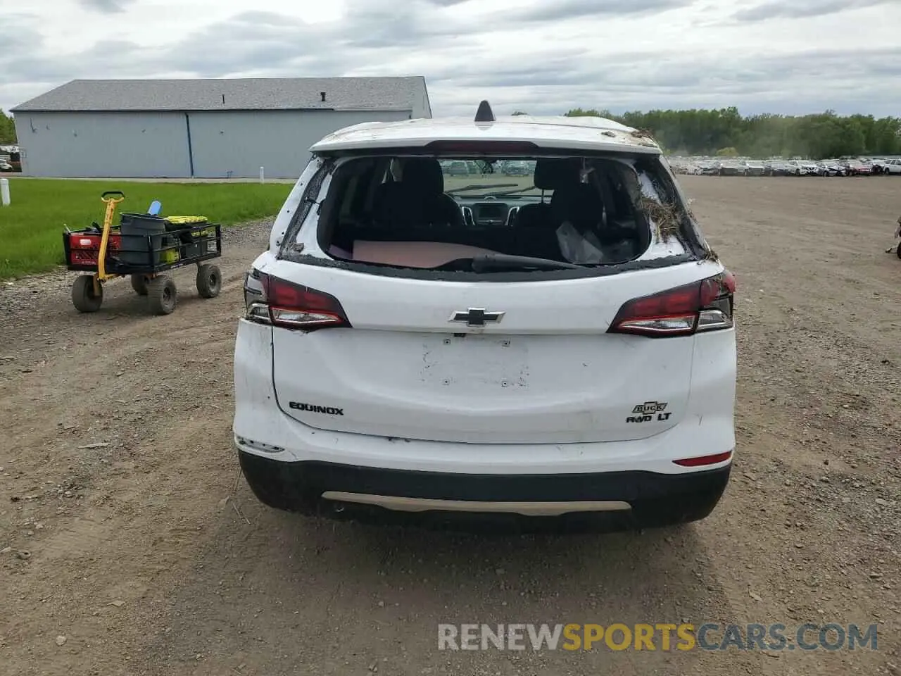 6 Photograph of a damaged car 3GNAXUEV8NL229264 CHEVROLET EQUINOX 2022