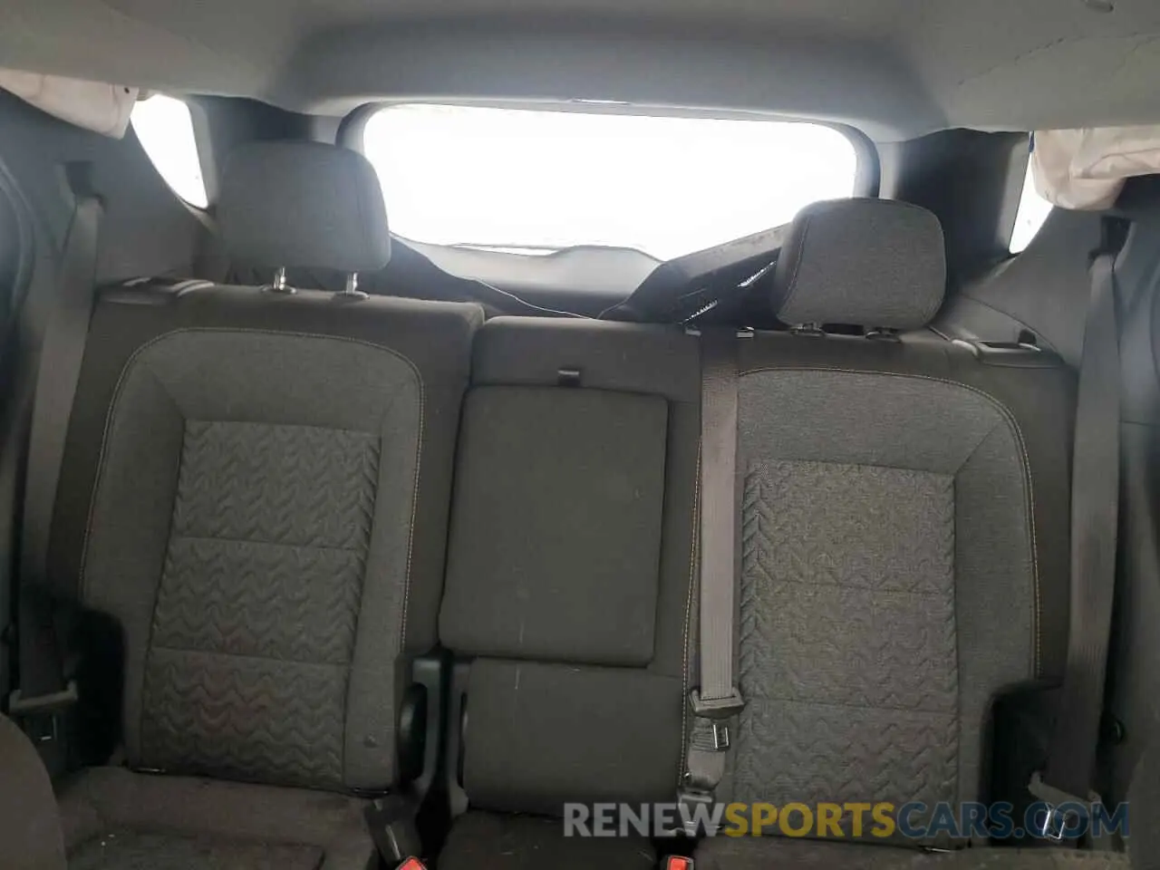 10 Photograph of a damaged car 3GNAXUEV8NS209523 CHEVROLET EQUINOX 2022