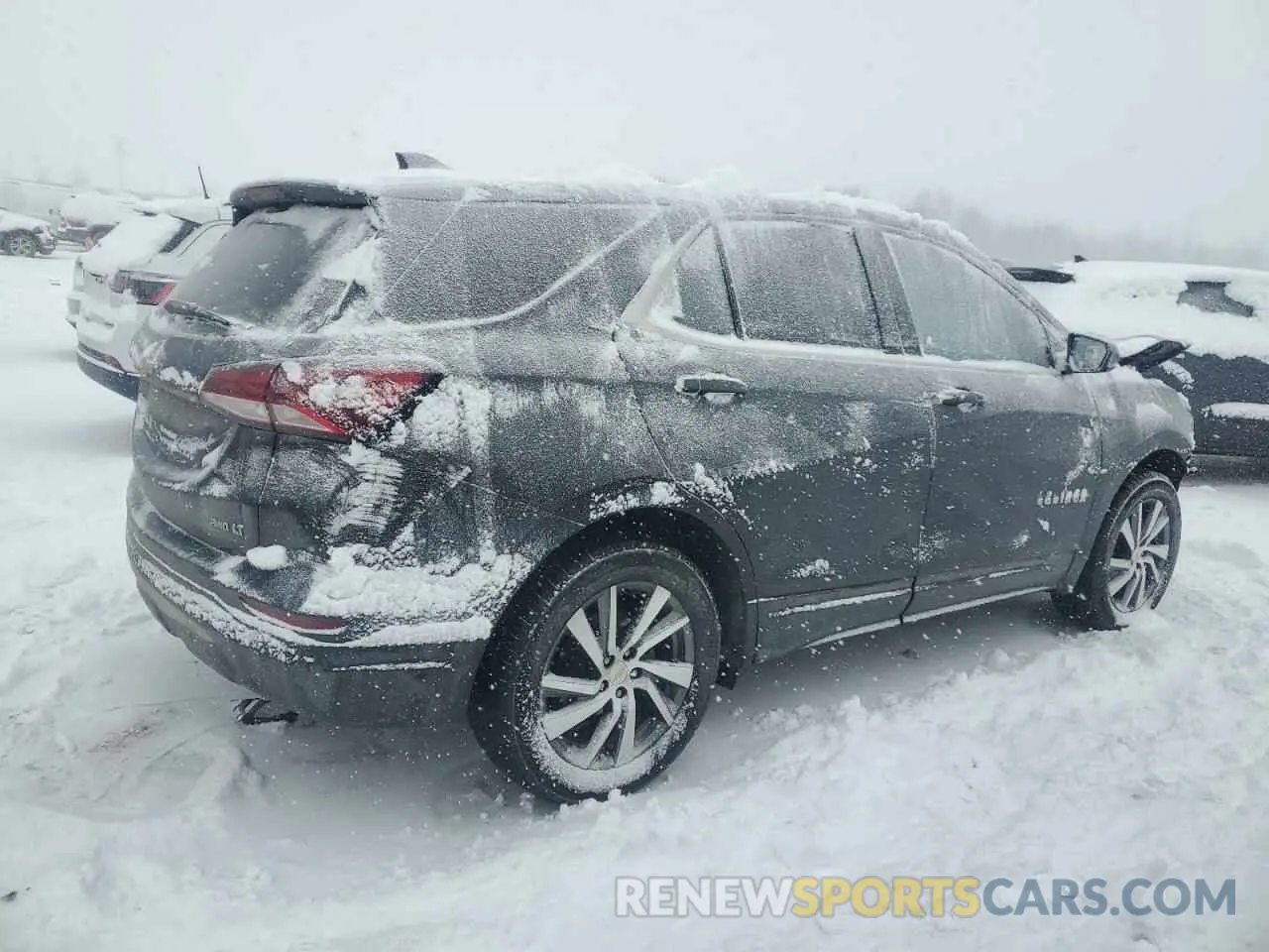 3 Photograph of a damaged car 3GNAXUEV8NS209523 CHEVROLET EQUINOX 2022
