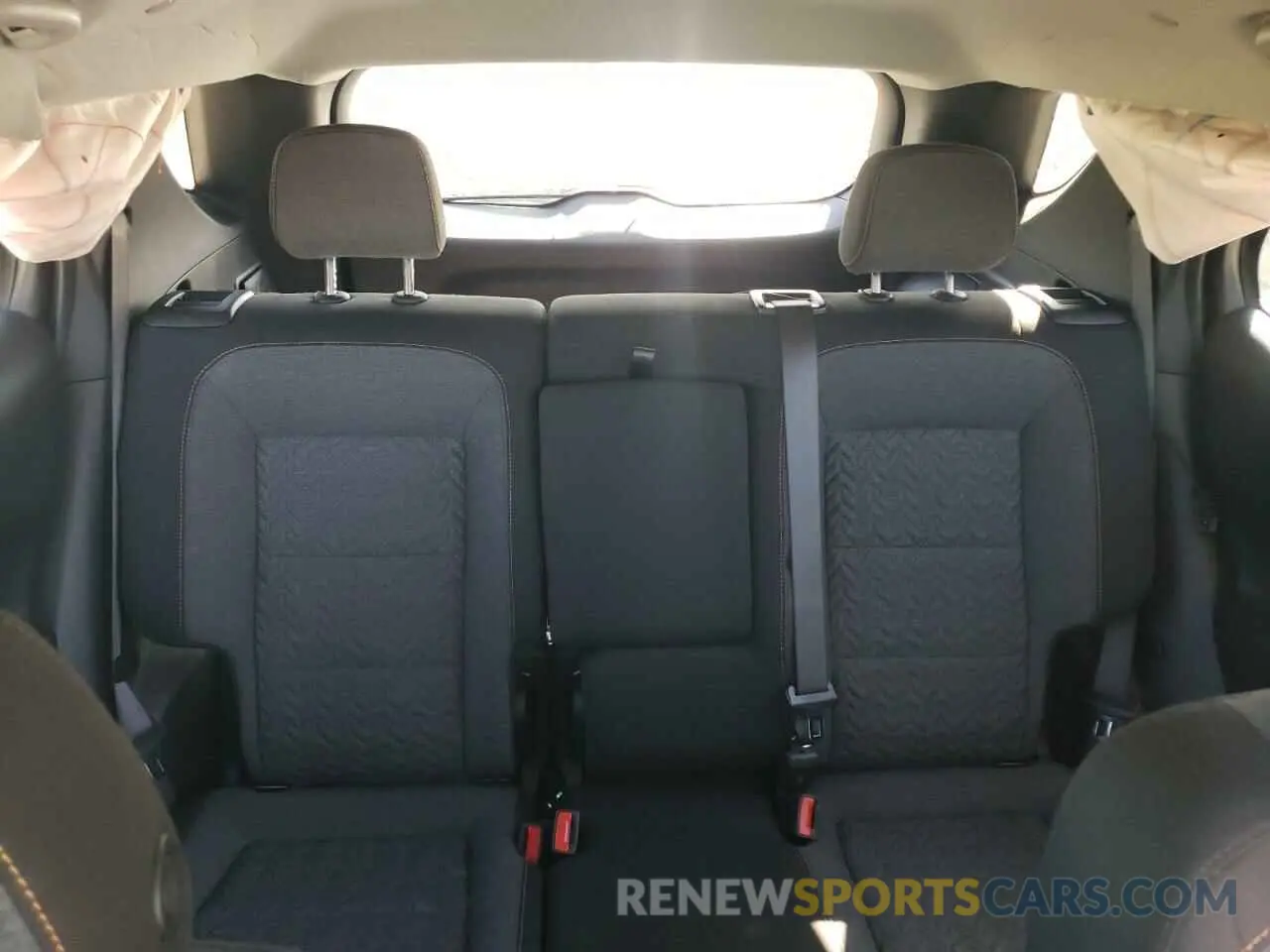 10 Photograph of a damaged car 3GNAXUEV9NL109974 CHEVROLET EQUINOX 2022