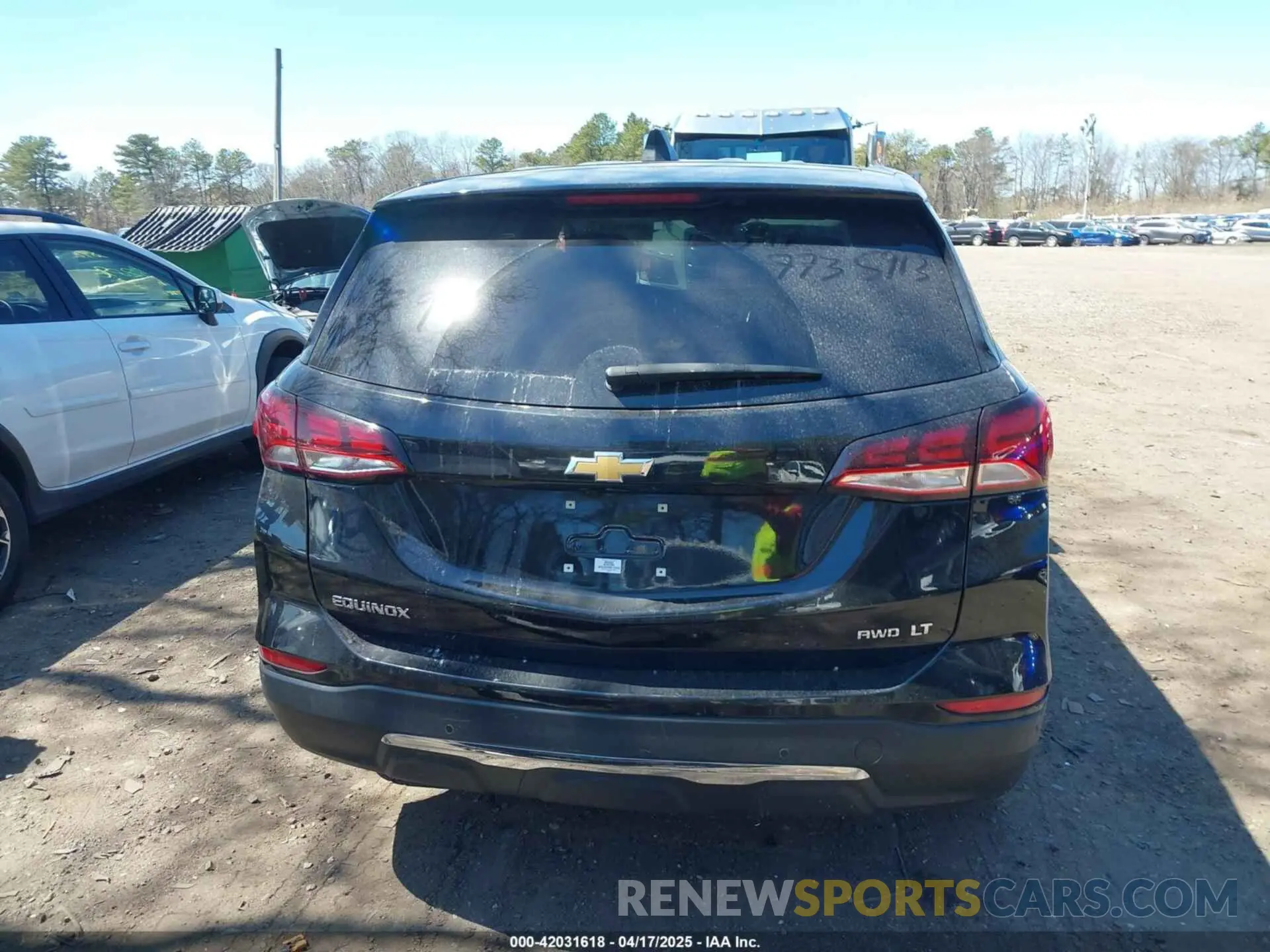 16 Photograph of a damaged car 3GNAXUEV9NL176753 CHEVROLET EQUINOX 2022