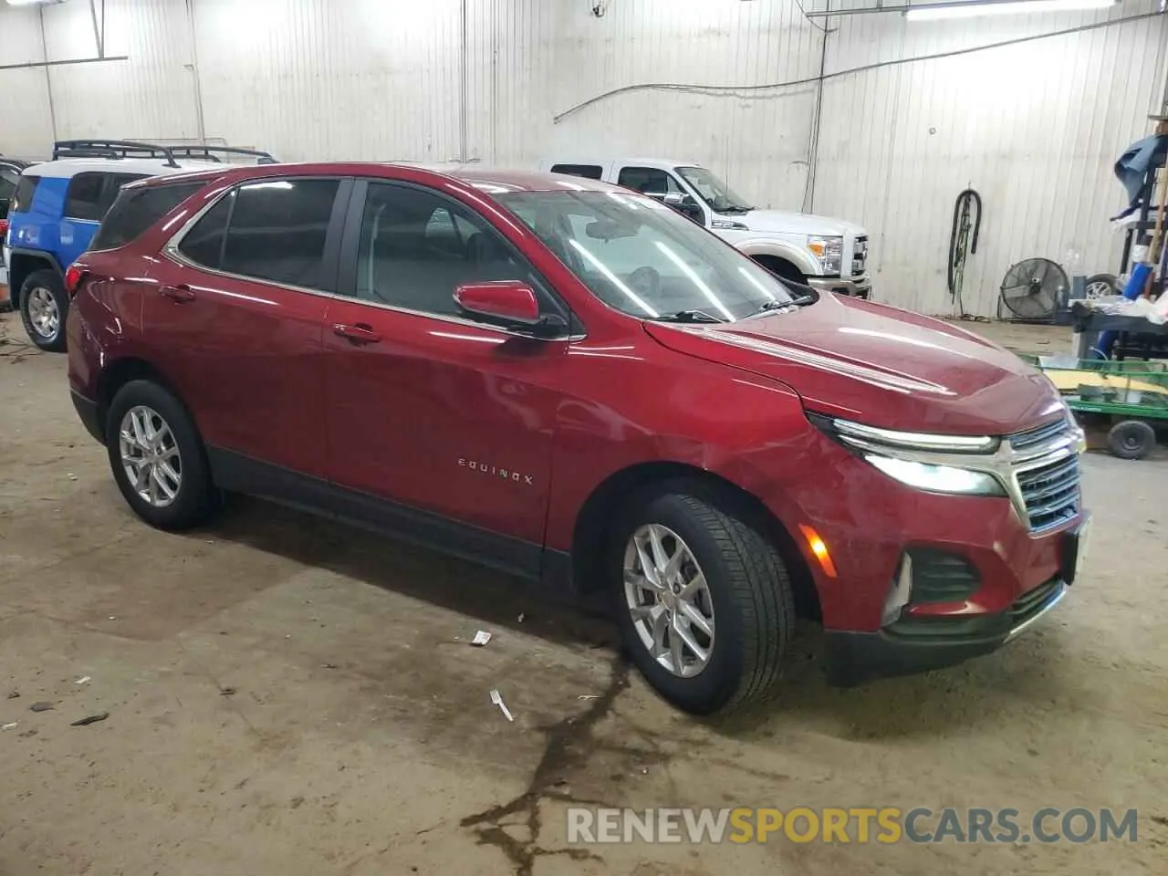 4 Photograph of a damaged car 3GNAXUEV9NL186098 CHEVROLET EQUINOX 2022