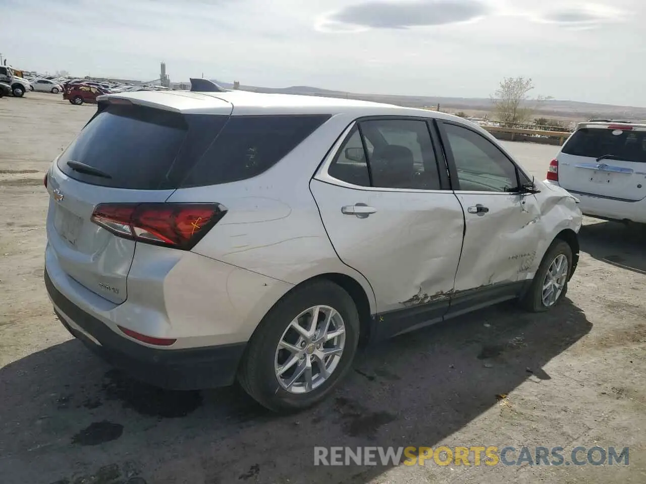 3 Photograph of a damaged car 3GNAXUEV9NL221805 CHEVROLET EQUINOX 2022
