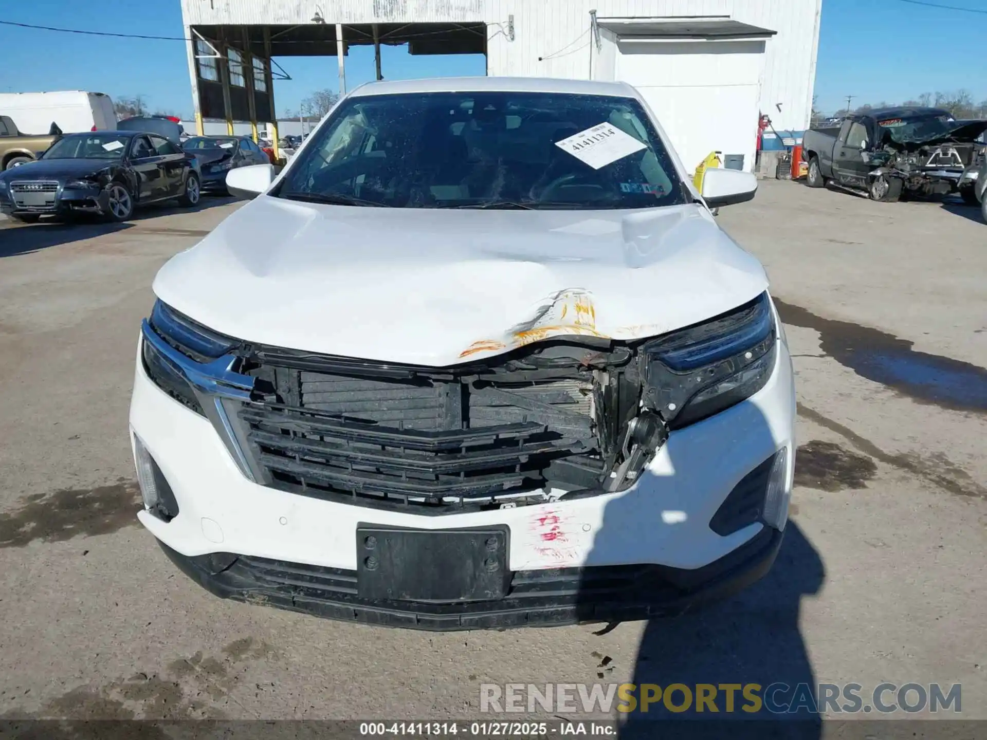 12 Photograph of a damaged car 3GNAXUEV9NL235686 CHEVROLET EQUINOX 2022