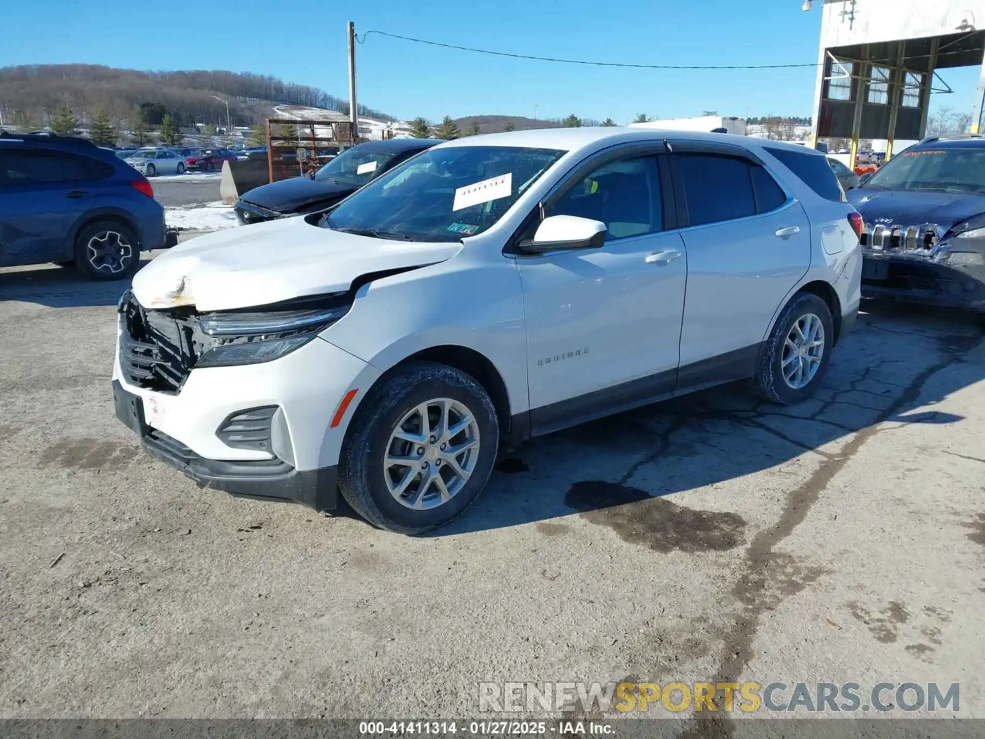 2 Photograph of a damaged car 3GNAXUEV9NL235686 CHEVROLET EQUINOX 2022