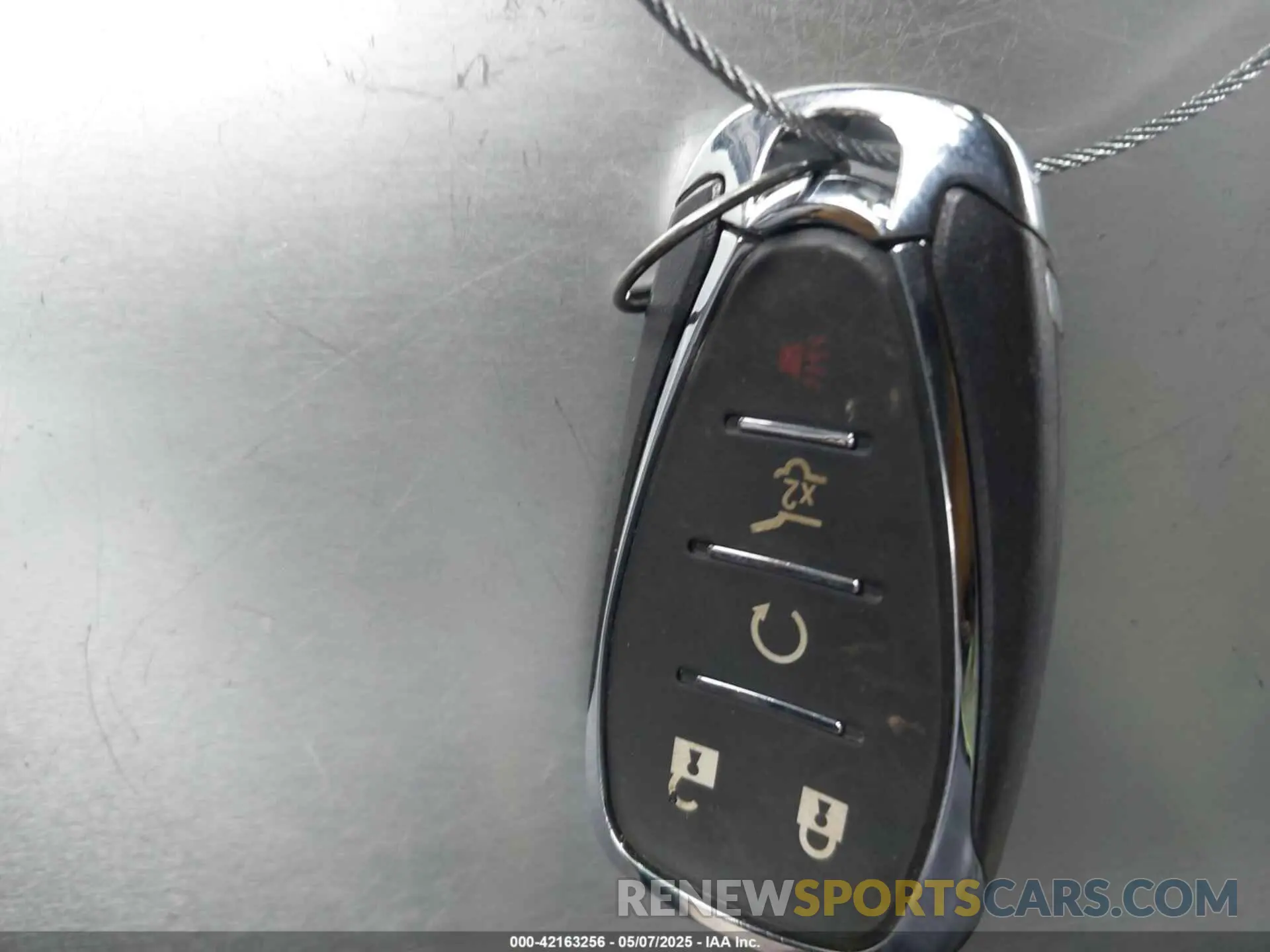 11 Photograph of a damaged car 3GNAXUEV9NL250639 CHEVROLET EQUINOX 2022