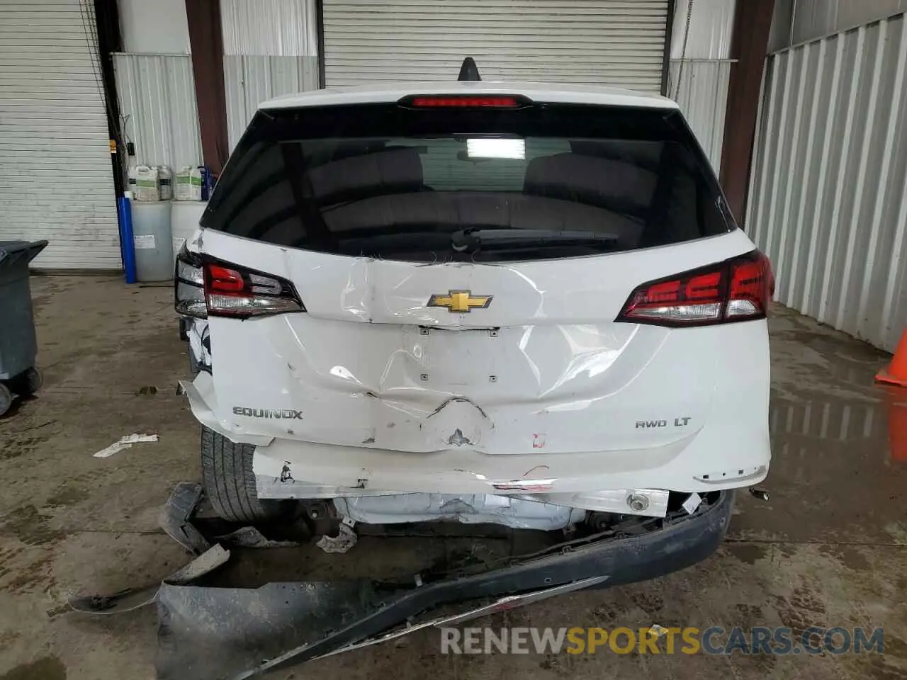 6 Photograph of a damaged car 3GNAXUEV9NL273998 CHEVROLET EQUINOX 2022