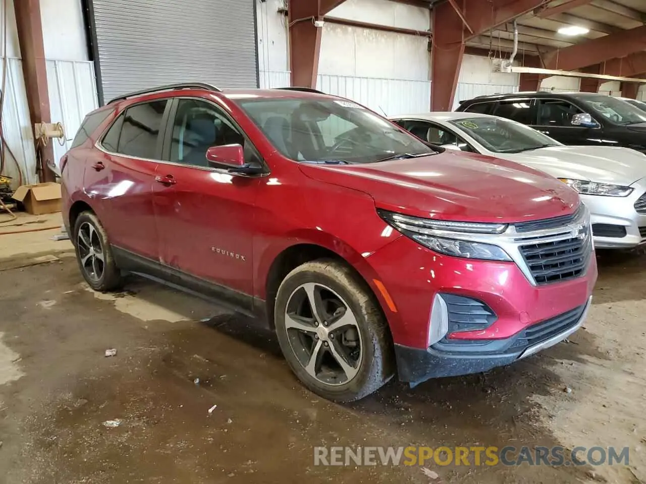 4 Photograph of a damaged car 3GNAXUEVXNL117646 CHEVROLET EQUINOX 2022