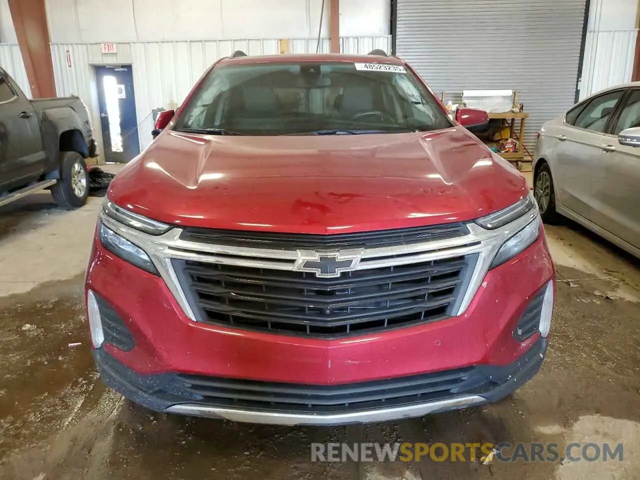 5 Photograph of a damaged car 3GNAXUEVXNL117646 CHEVROLET EQUINOX 2022