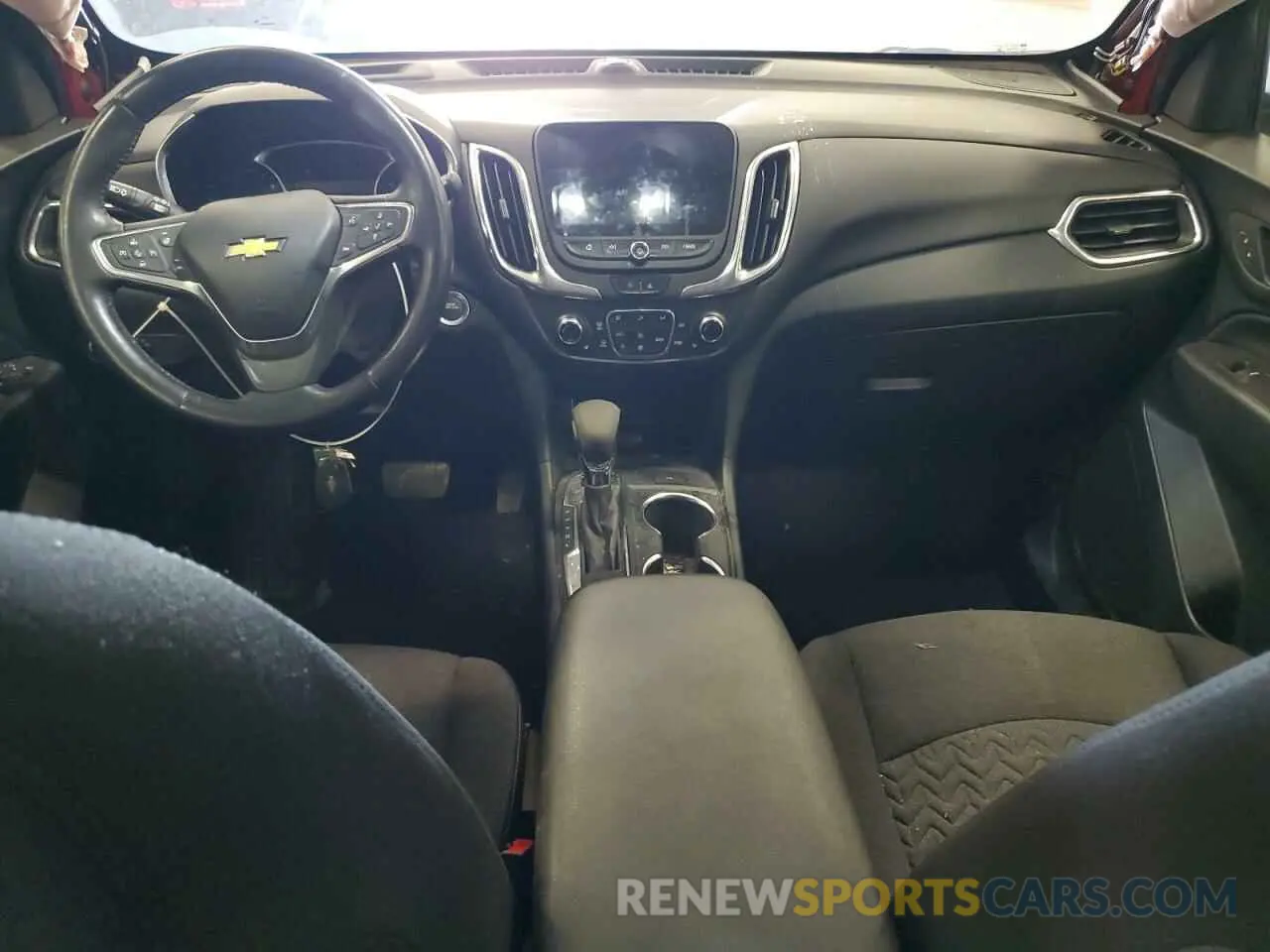 8 Photograph of a damaged car 3GNAXUEVXNL117646 CHEVROLET EQUINOX 2022