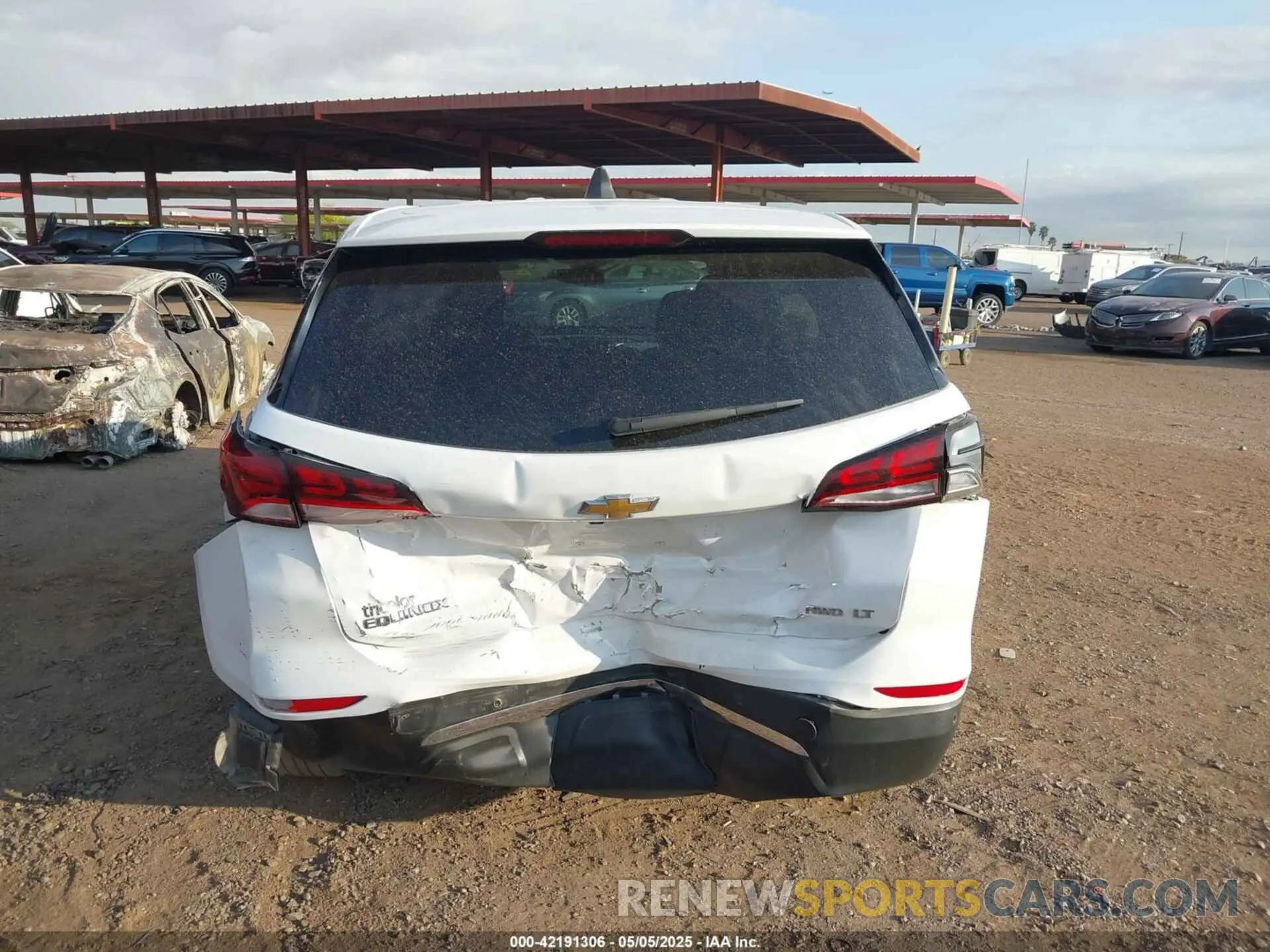 16 Photograph of a damaged car 3GNAXUEVXNL208349 CHEVROLET EQUINOX 2022