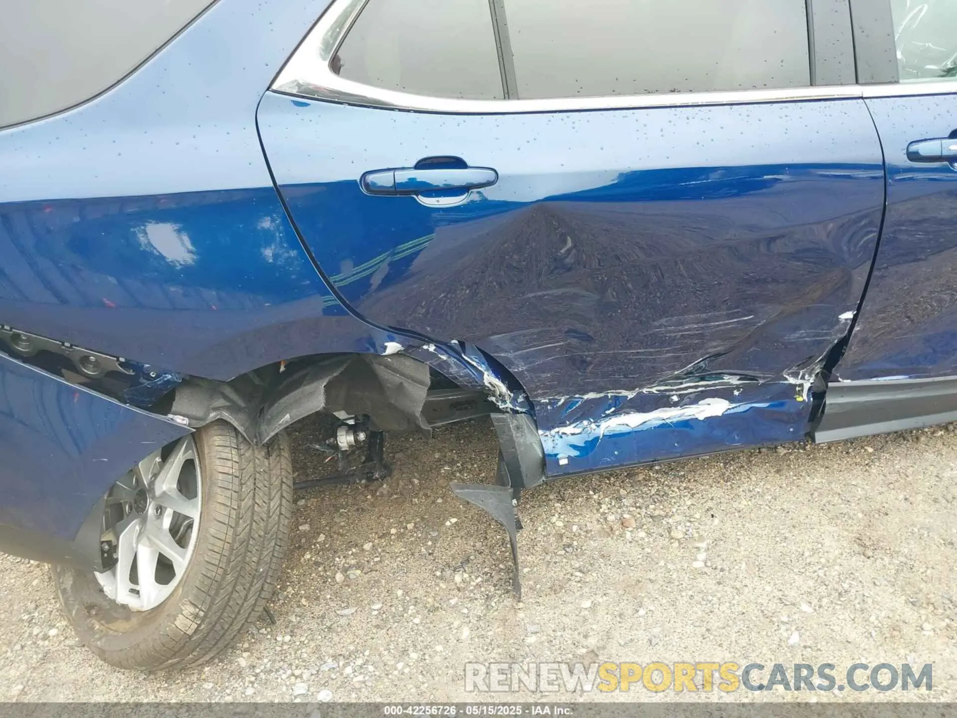 6 Photograph of a damaged car 3GNAXUEVXNL313294 CHEVROLET EQUINOX 2022