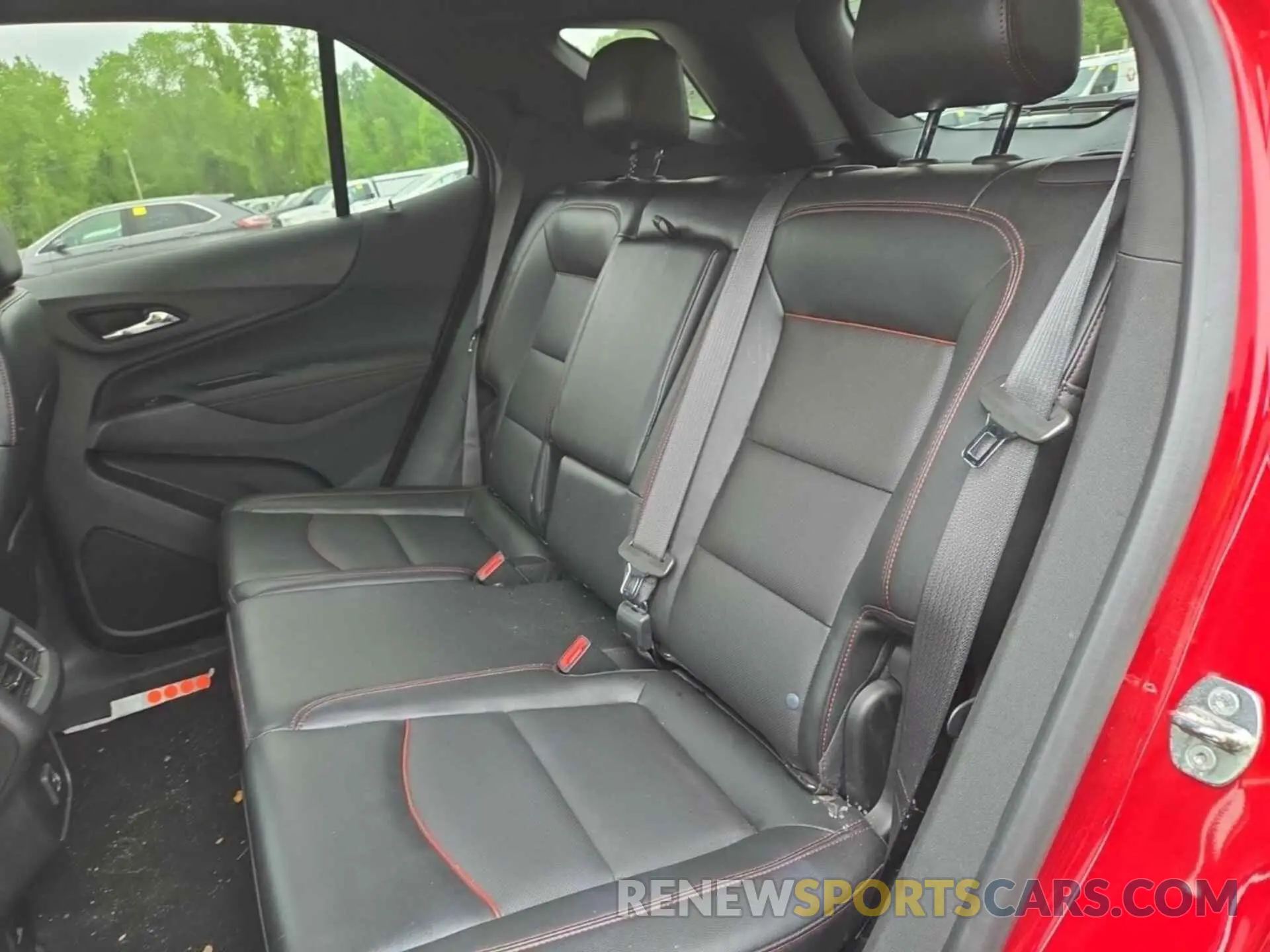 12 Photograph of a damaged car 3GNAXWEV2NS105136 CHEVROLET EQUINOX 2022