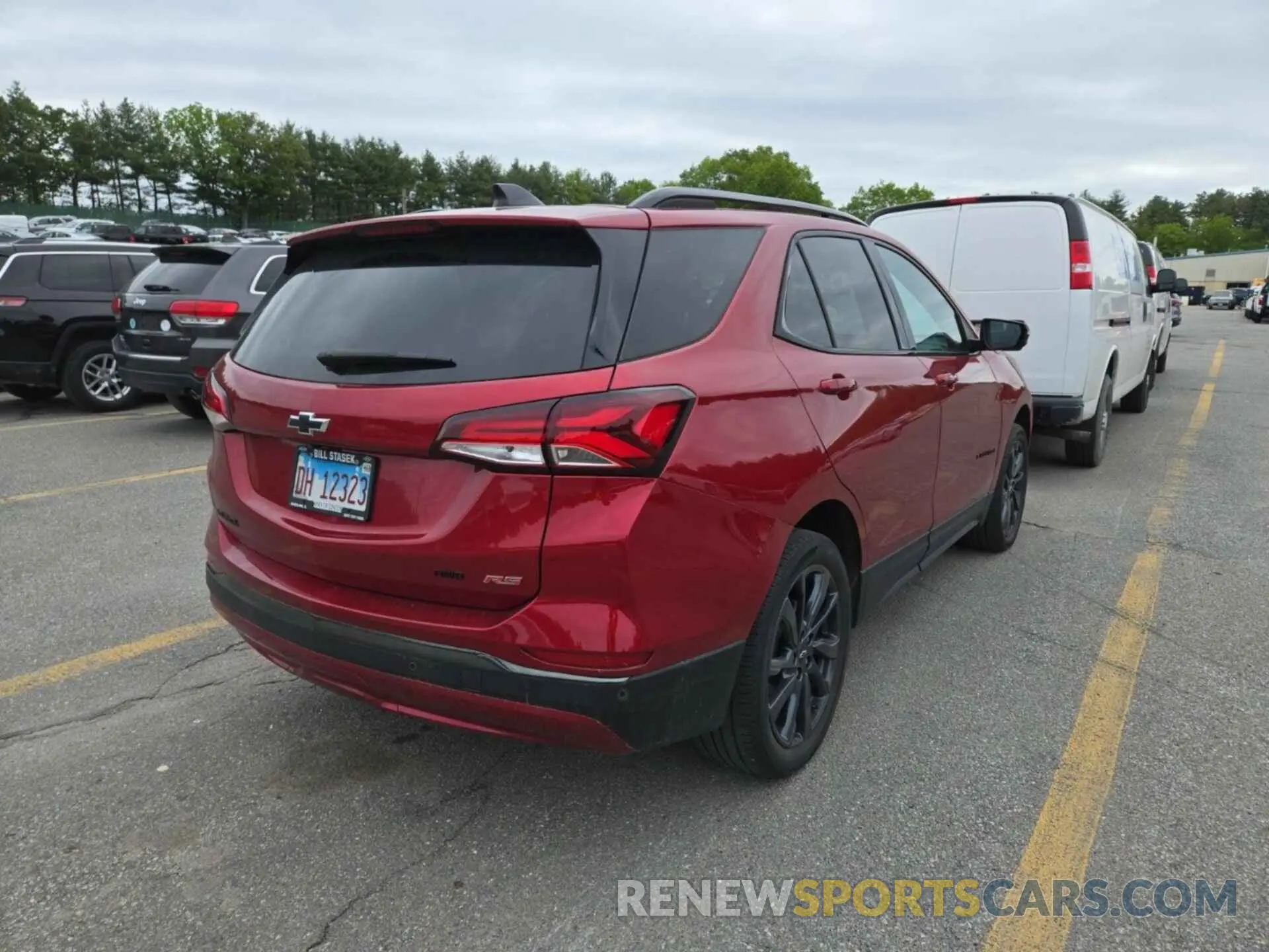 13 Photograph of a damaged car 3GNAXWEV2NS105136 CHEVROLET EQUINOX 2022