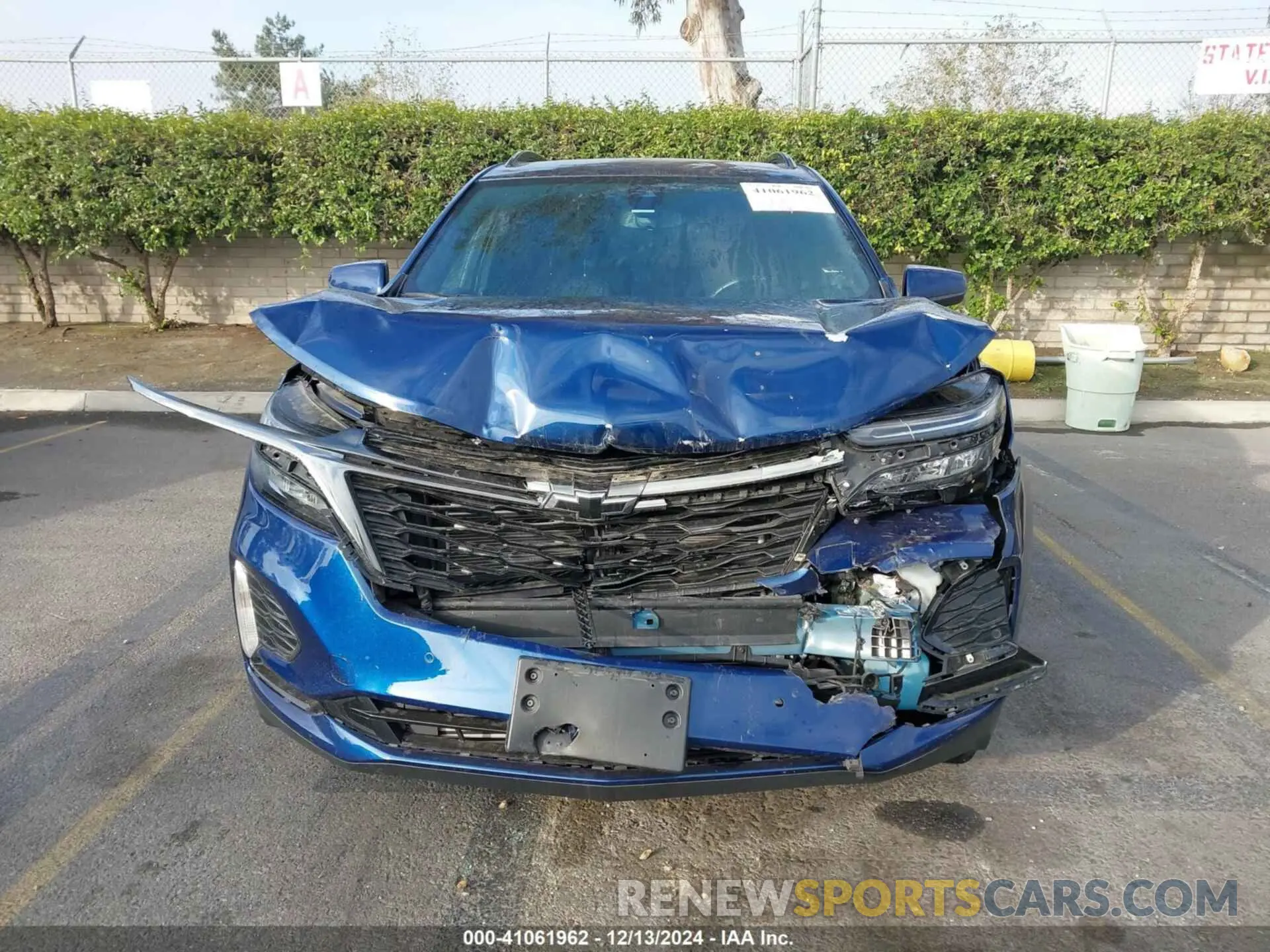 12 Photograph of a damaged car 3GNAXWEV5NS193678 CHEVROLET EQUINOX 2022