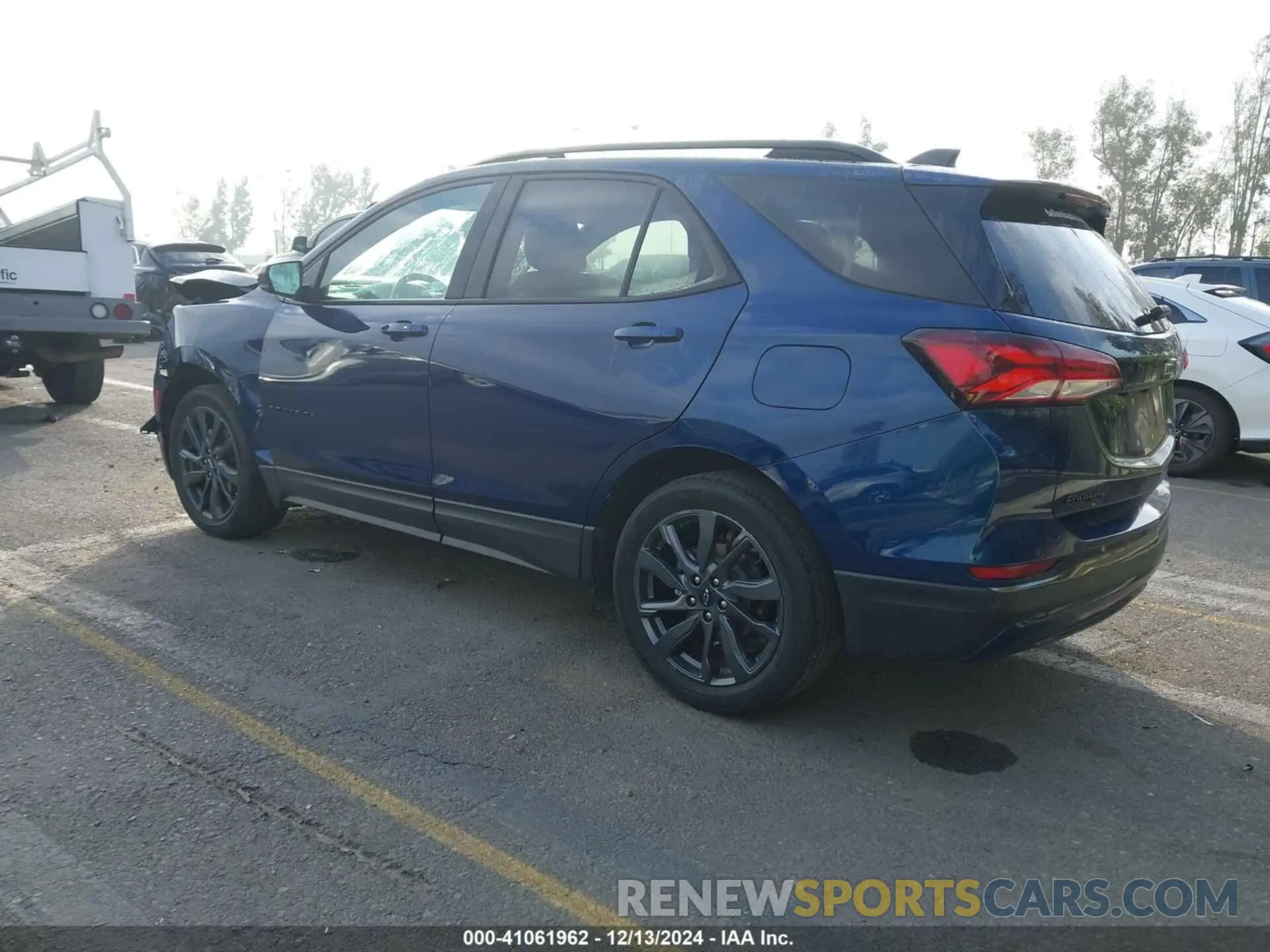 3 Photograph of a damaged car 3GNAXWEV5NS193678 CHEVROLET EQUINOX 2022