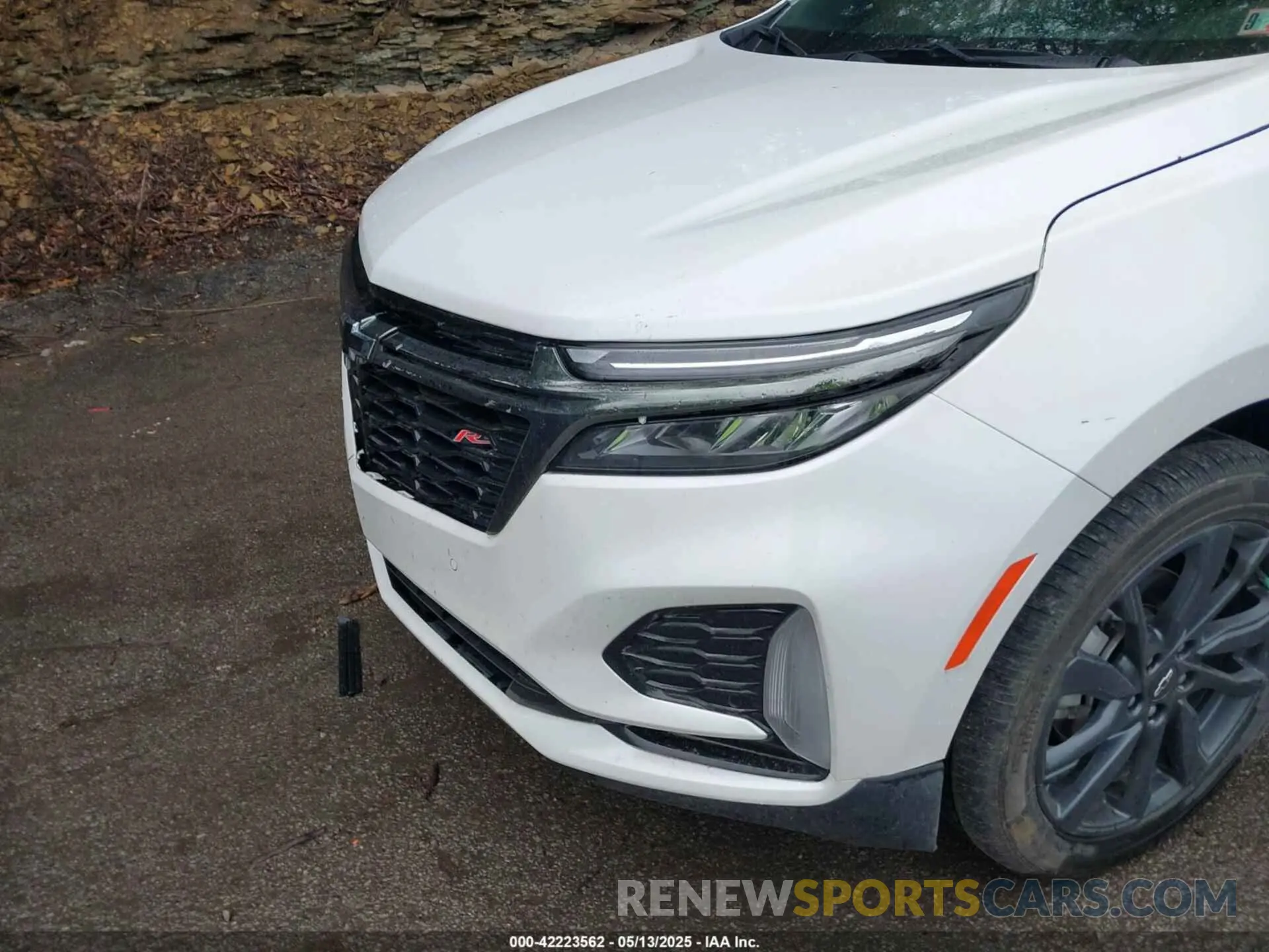 21 Photograph of a damaged car 3GNAXWEV8NS235051 CHEVROLET EQUINOX 2022