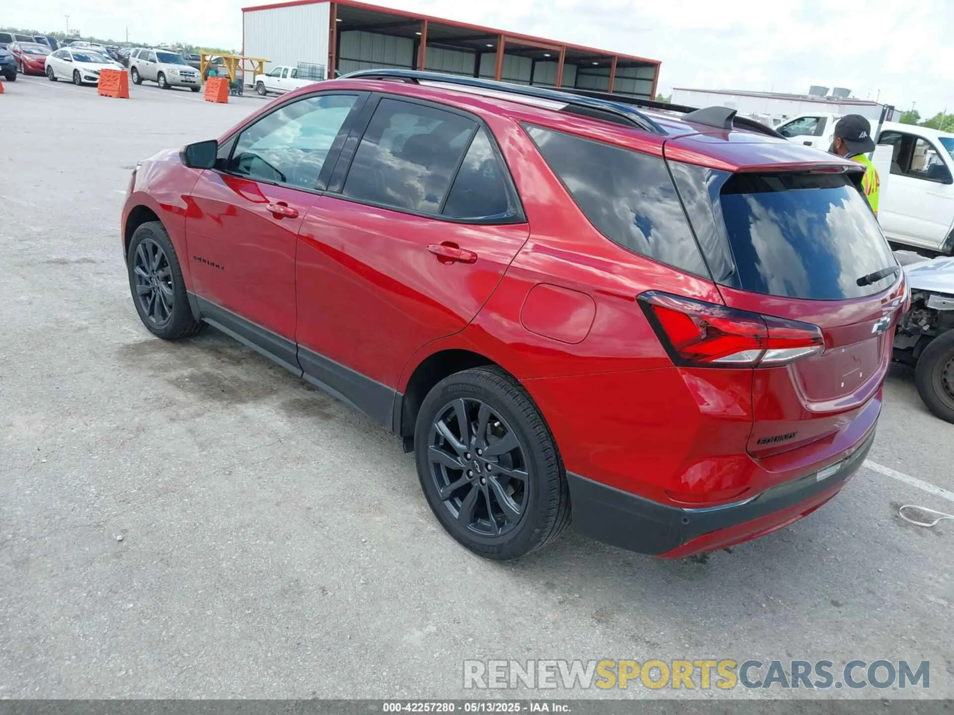 3 Photograph of a damaged car 3GNAXWEV9NS181906 CHEVROLET EQUINOX 2022