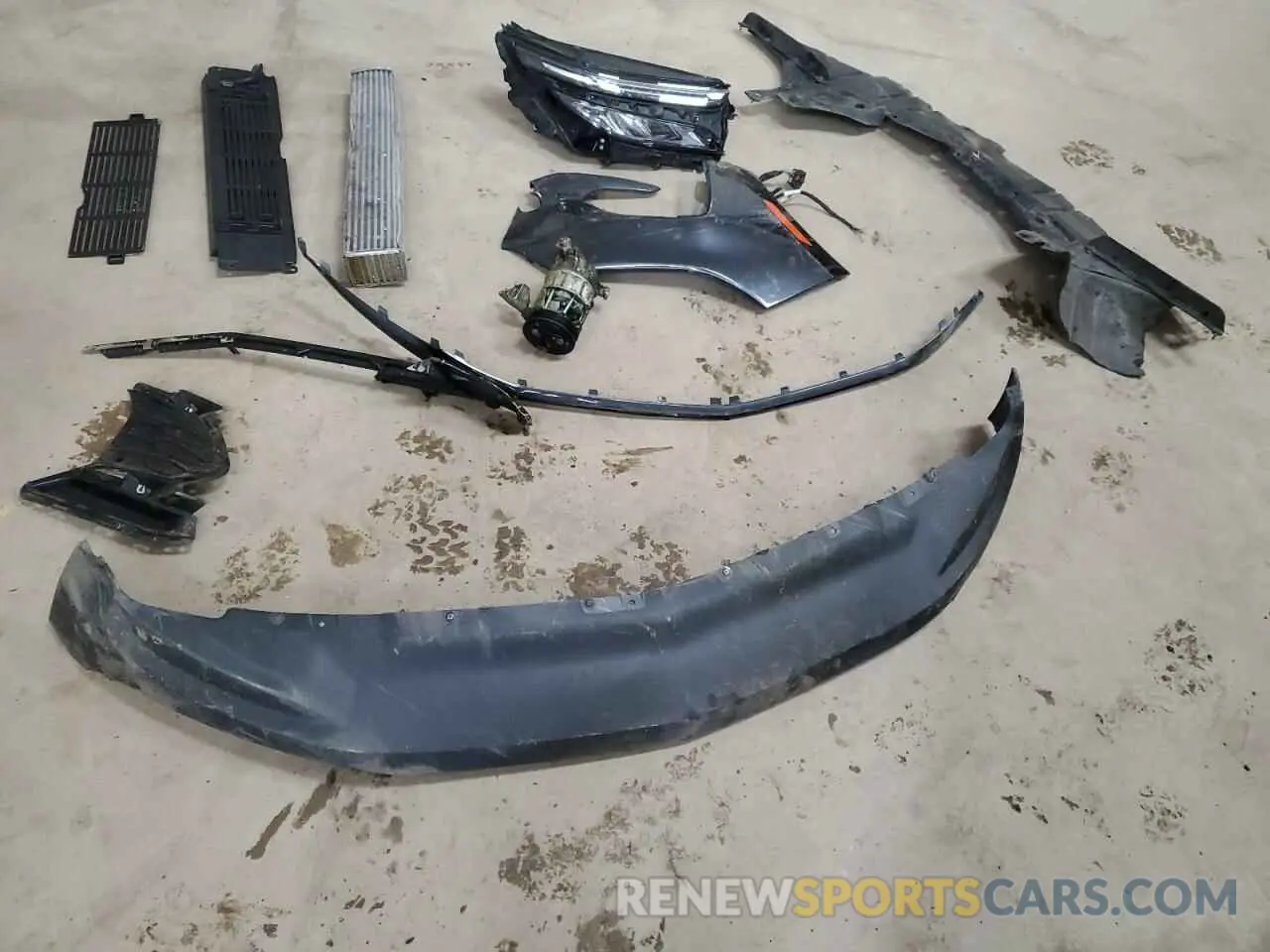 13 Photograph of a damaged car 3GNAXWEVXNS107250 CHEVROLET EQUINOX 2022