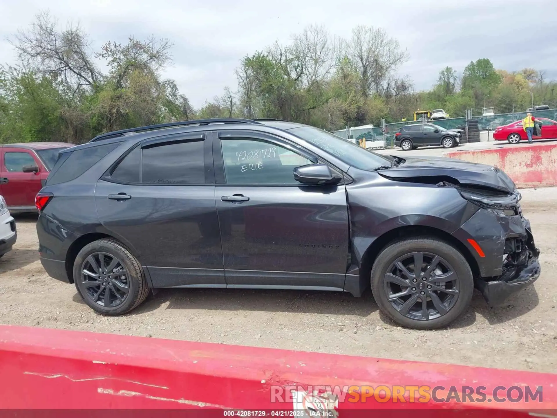 14 Photograph of a damaged car 3GNAXWEVXNS200513 CHEVROLET EQUINOX 2022