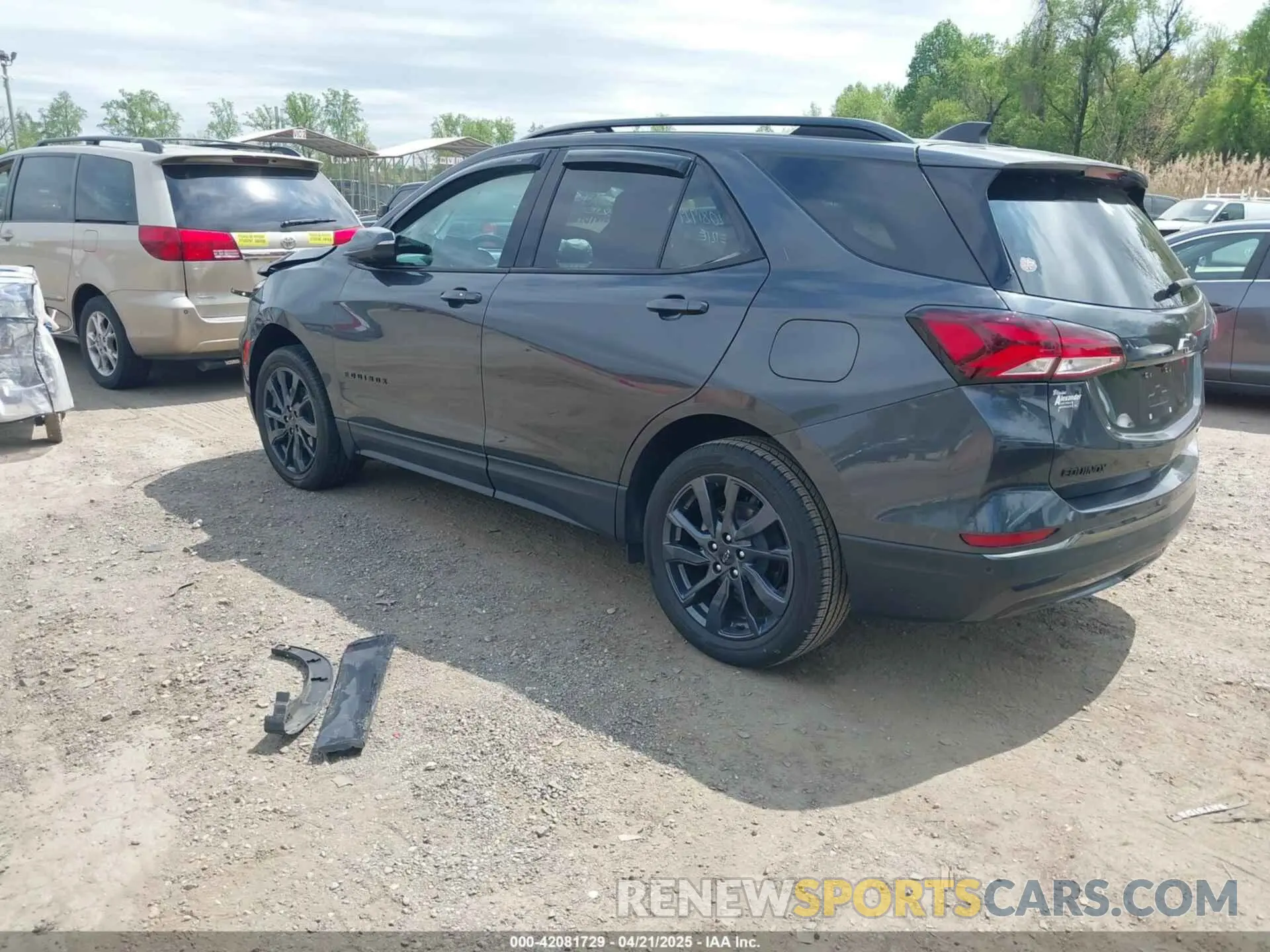 3 Photograph of a damaged car 3GNAXWEVXNS200513 CHEVROLET EQUINOX 2022