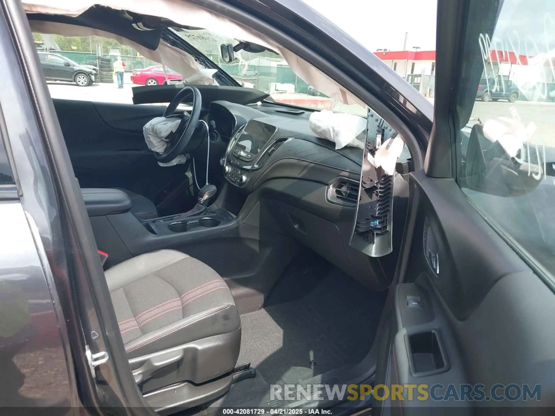 5 Photograph of a damaged car 3GNAXWEVXNS200513 CHEVROLET EQUINOX 2022
