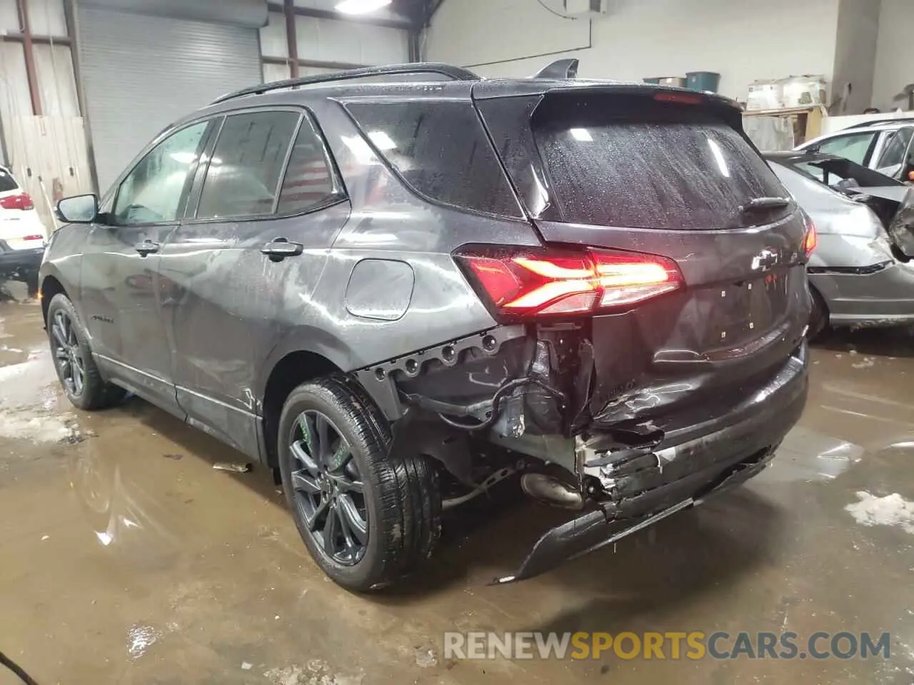2 Photograph of a damaged car 3GNAXWEVXNS239862 CHEVROLET EQUINOX 2022