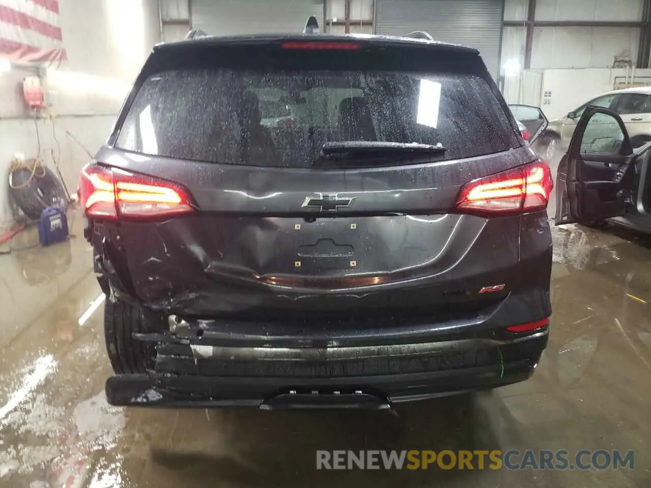 6 Photograph of a damaged car 3GNAXWEVXNS239862 CHEVROLET EQUINOX 2022