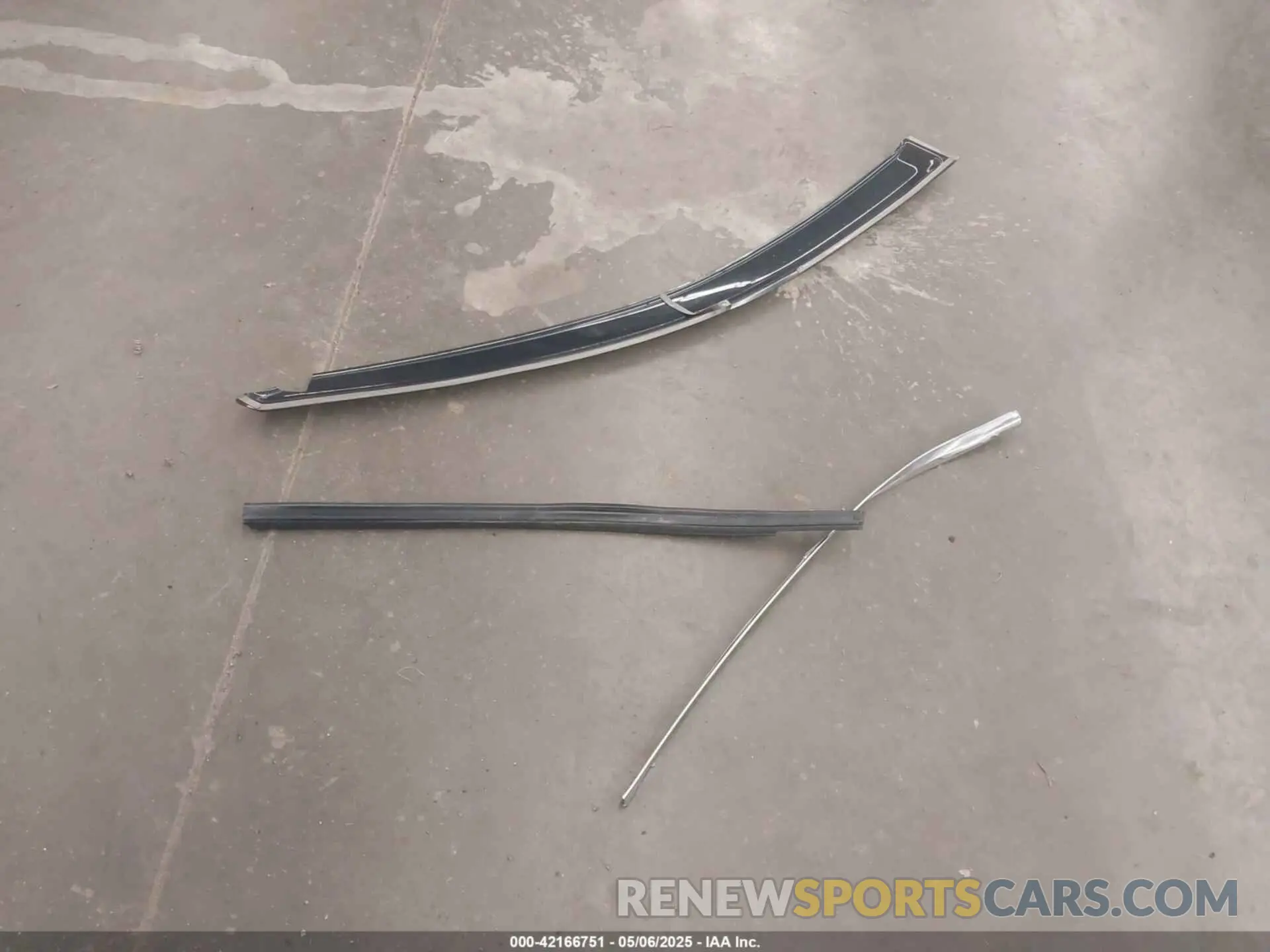 11 Photograph of a damaged car 3GNAXXEV3NS229972 CHEVROLET EQUINOX 2022
