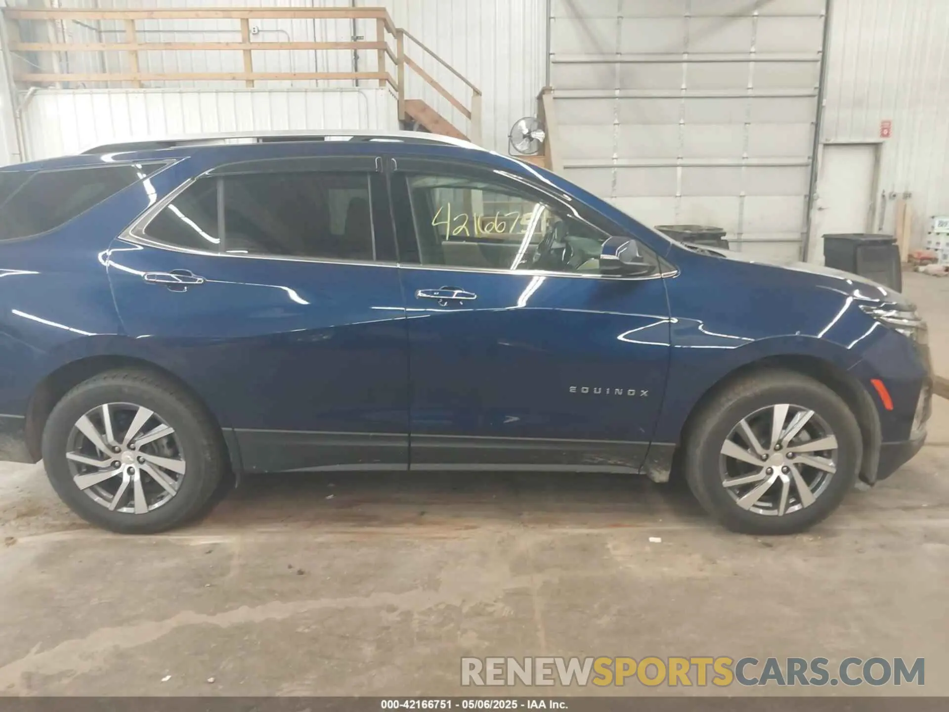 13 Photograph of a damaged car 3GNAXXEV3NS229972 CHEVROLET EQUINOX 2022