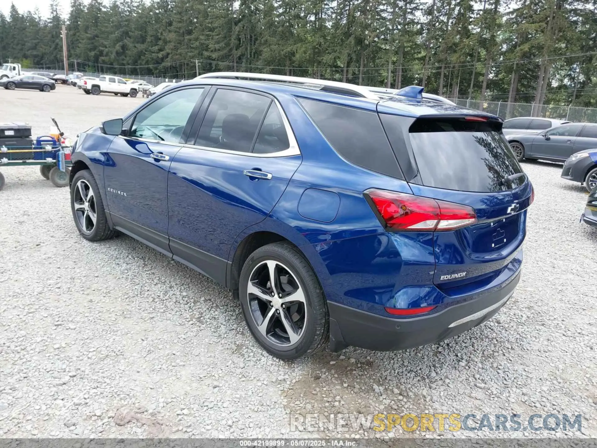 3 Photograph of a damaged car 3GNAXXEV5NS105492 CHEVROLET EQUINOX 2022