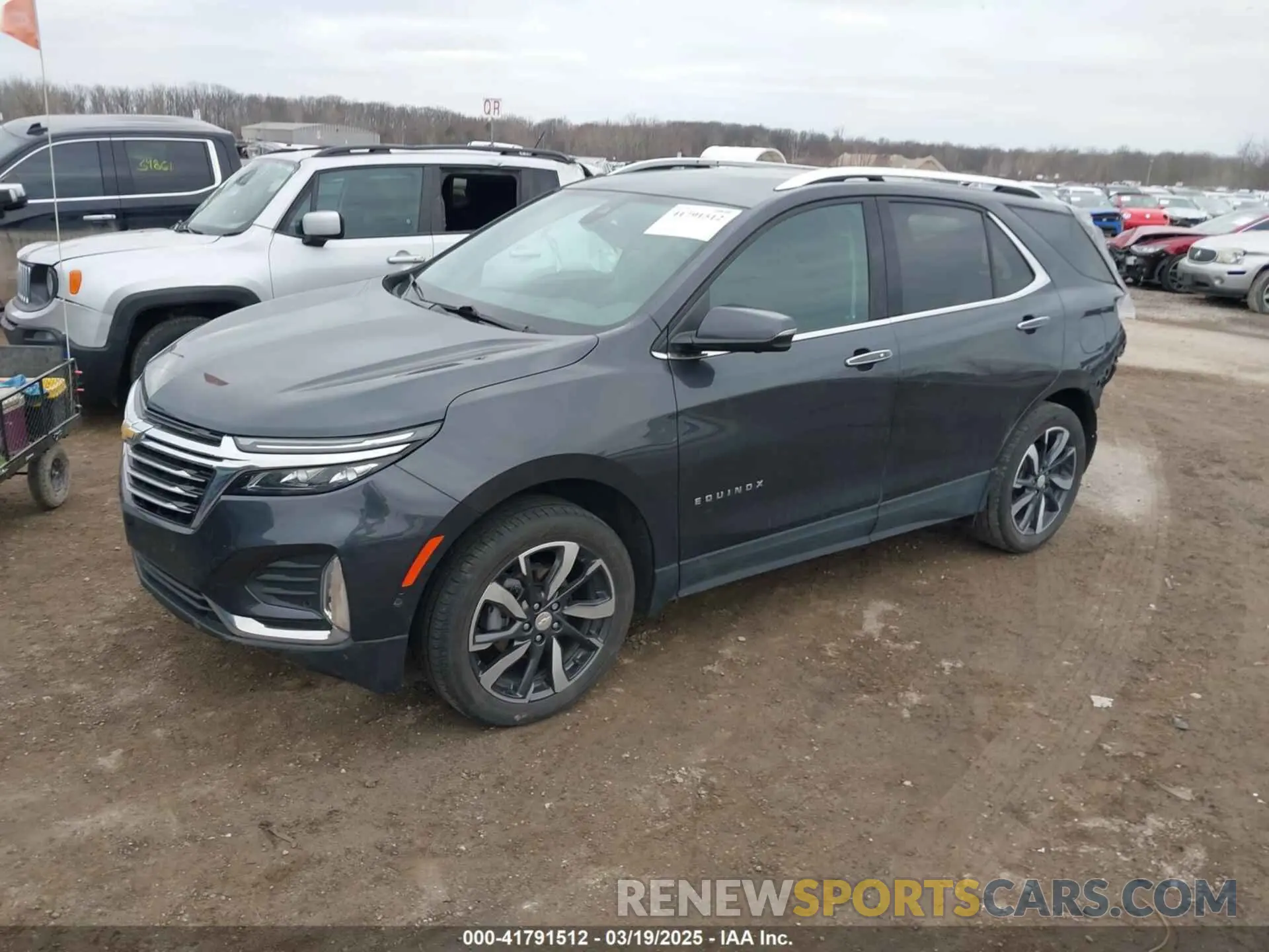 2 Photograph of a damaged car 3GNAXXEV5NS241847 CHEVROLET EQUINOX 2022