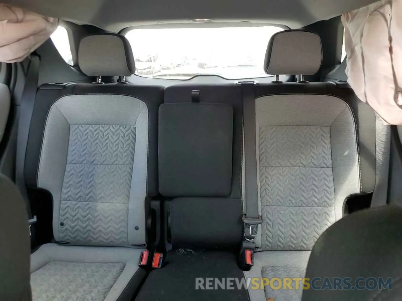 10 Photograph of a damaged car 3GNAX5EG5PL259168 CHEVROLET EQUINOX 2023