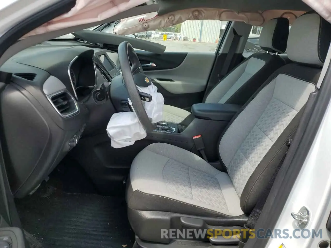 7 Photograph of a damaged car 3GNAX5EG5PL259168 CHEVROLET EQUINOX 2023