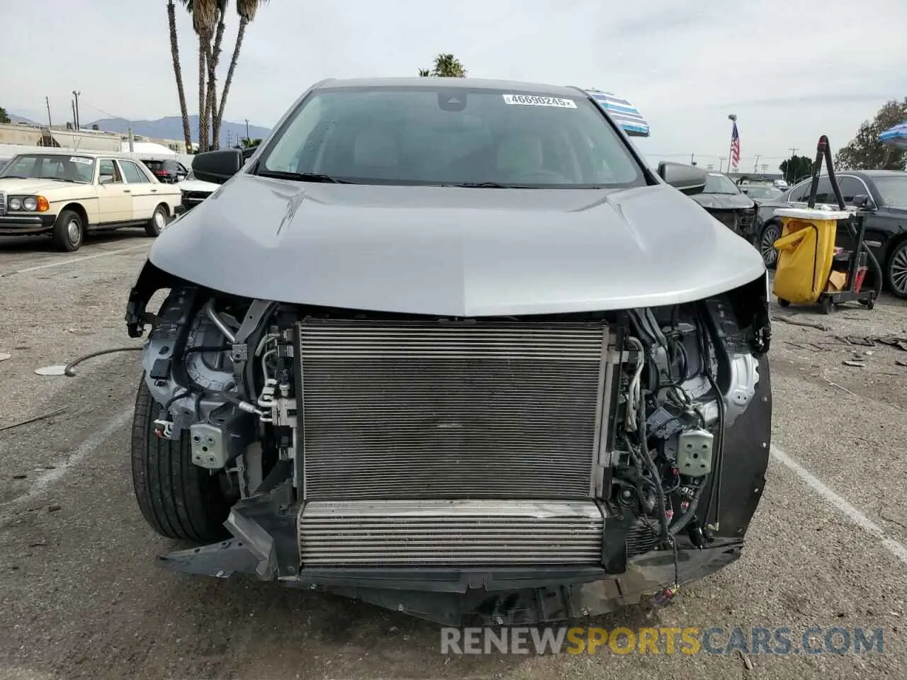 5 Photograph of a damaged car 3GNAXFEG1PL139728 CHEVROLET EQUINOX 2023