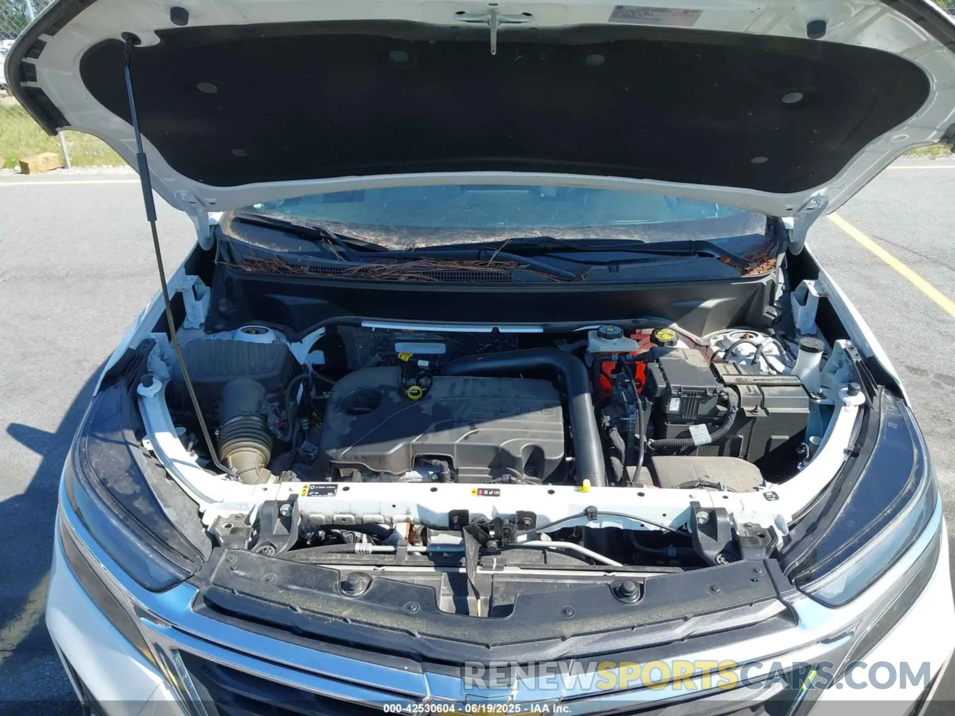 10 Photograph of a damaged car 3GNAXFEG6PL253871 CHEVROLET EQUINOX 2023