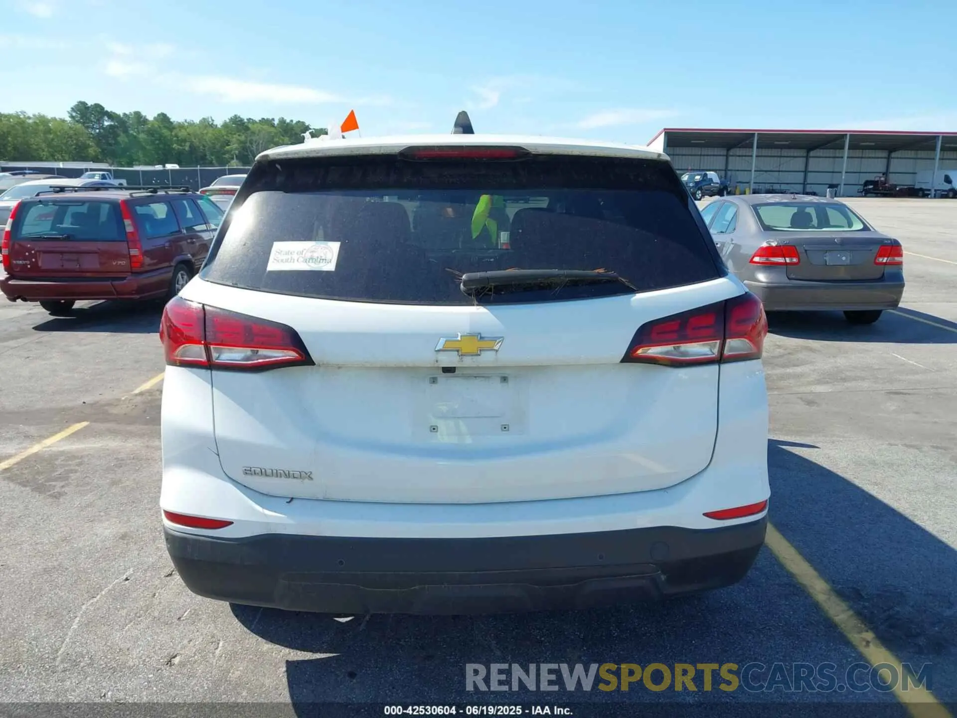 16 Photograph of a damaged car 3GNAXFEG6PL253871 CHEVROLET EQUINOX 2023