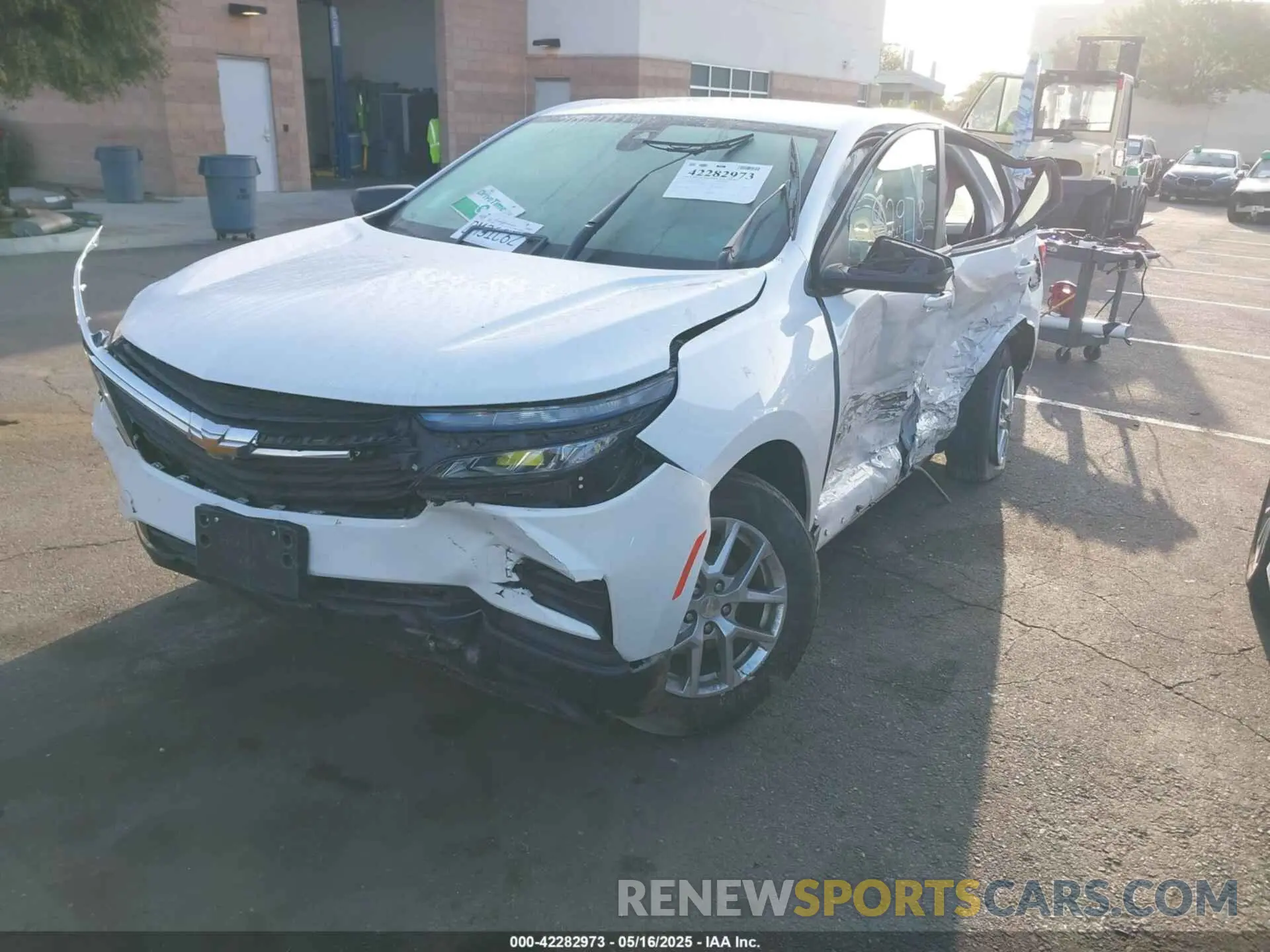 2 Photograph of a damaged car 3GNAXFEGXPL143826 CHEVROLET EQUINOX 2023