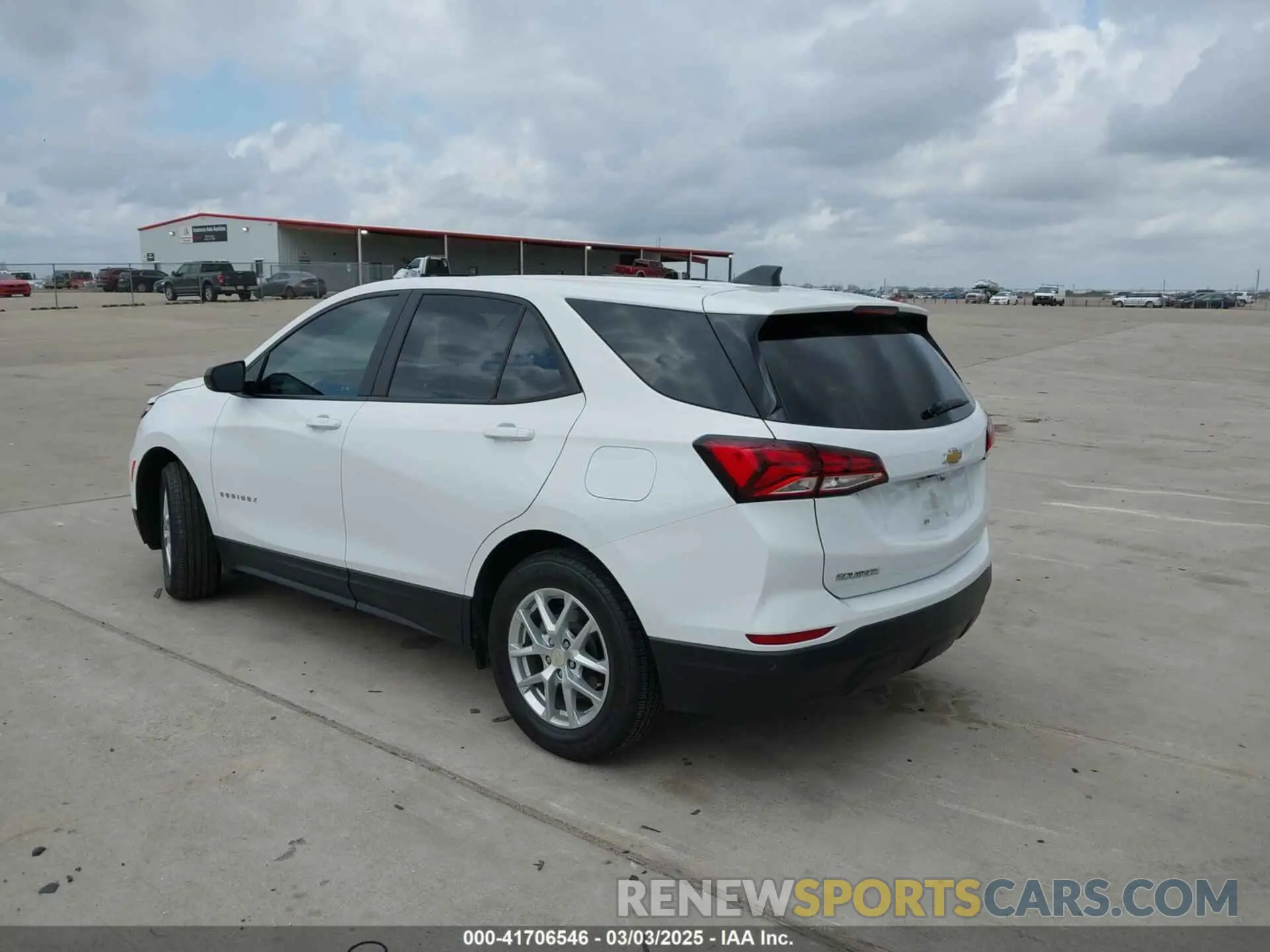 3 Photograph of a damaged car 3GNAXHEG0PL168018 CHEVROLET EQUINOX 2023