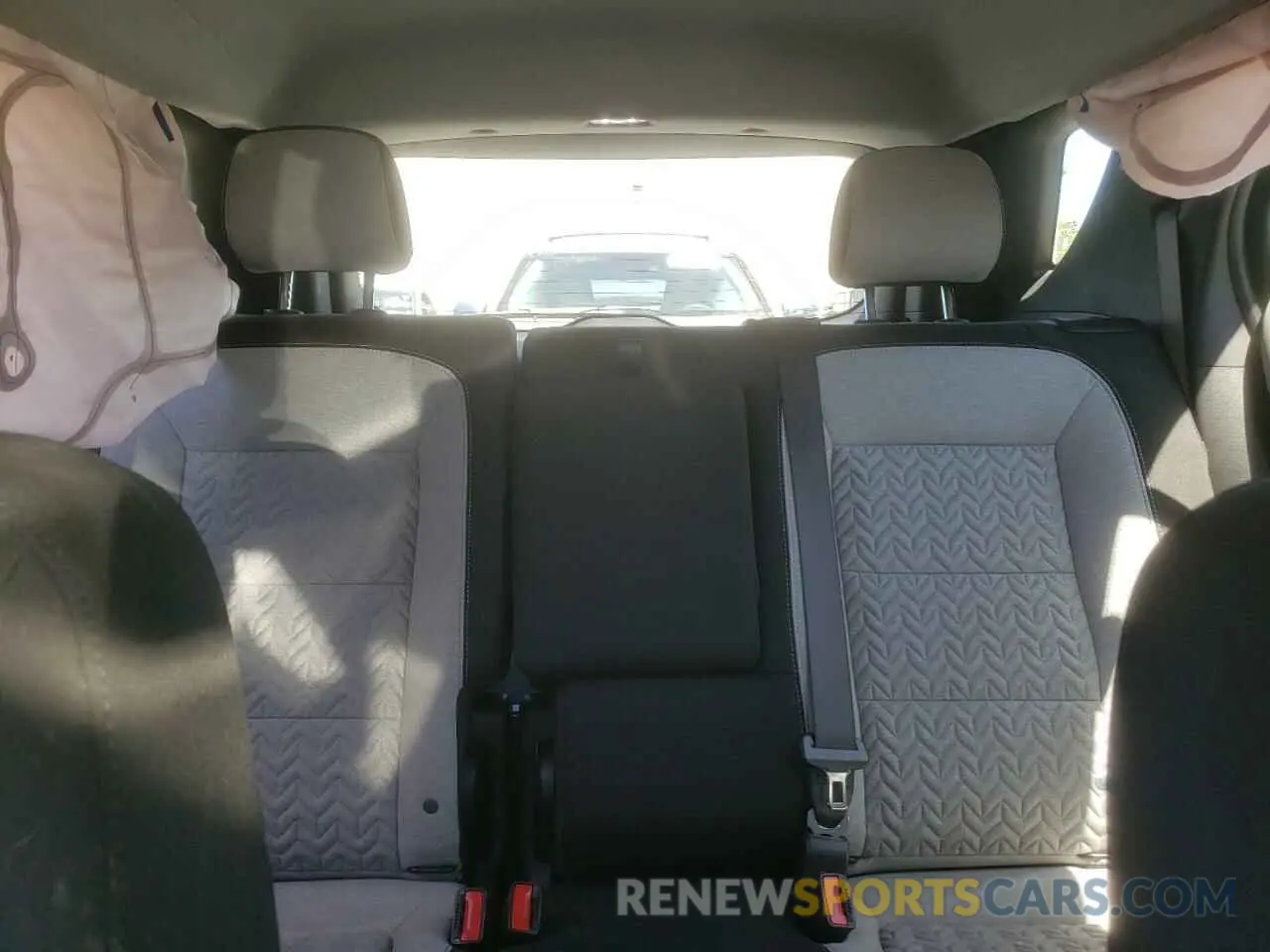 10 Photograph of a damaged car 3GNAXHEG1PL200877 CHEVROLET EQUINOX 2023