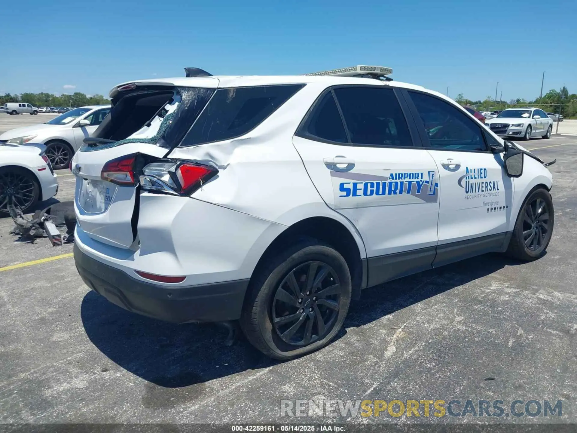 4 Photograph of a damaged car 3GNAXHEG1PL225603 CHEVROLET EQUINOX 2023