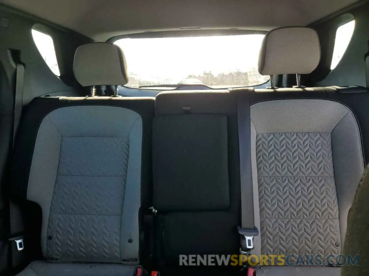 10 Photograph of a damaged car 3GNAXHEG2PL177156 CHEVROLET EQUINOX 2023